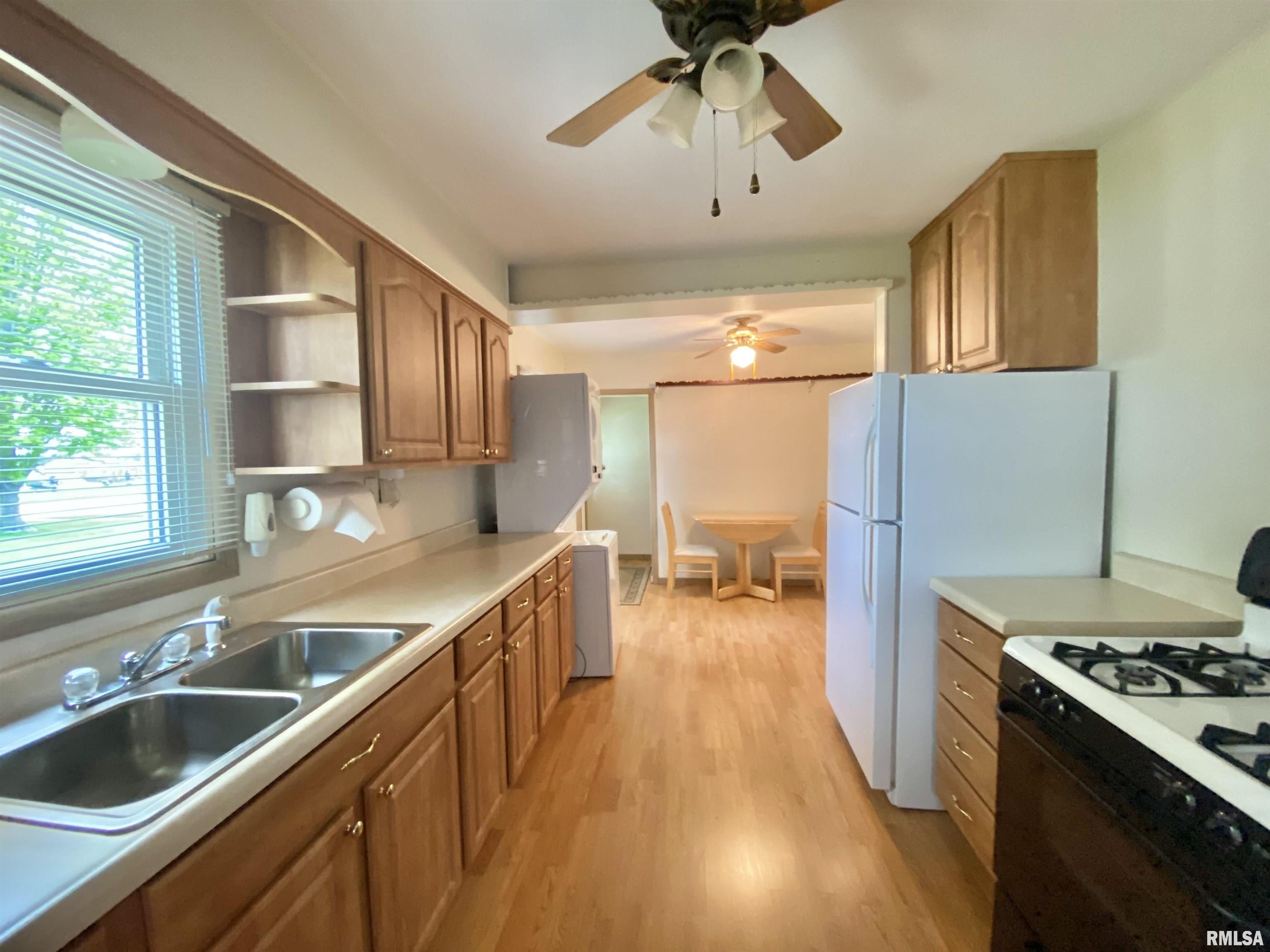 846 S 7th Avenue, Canton, Illinois image 16