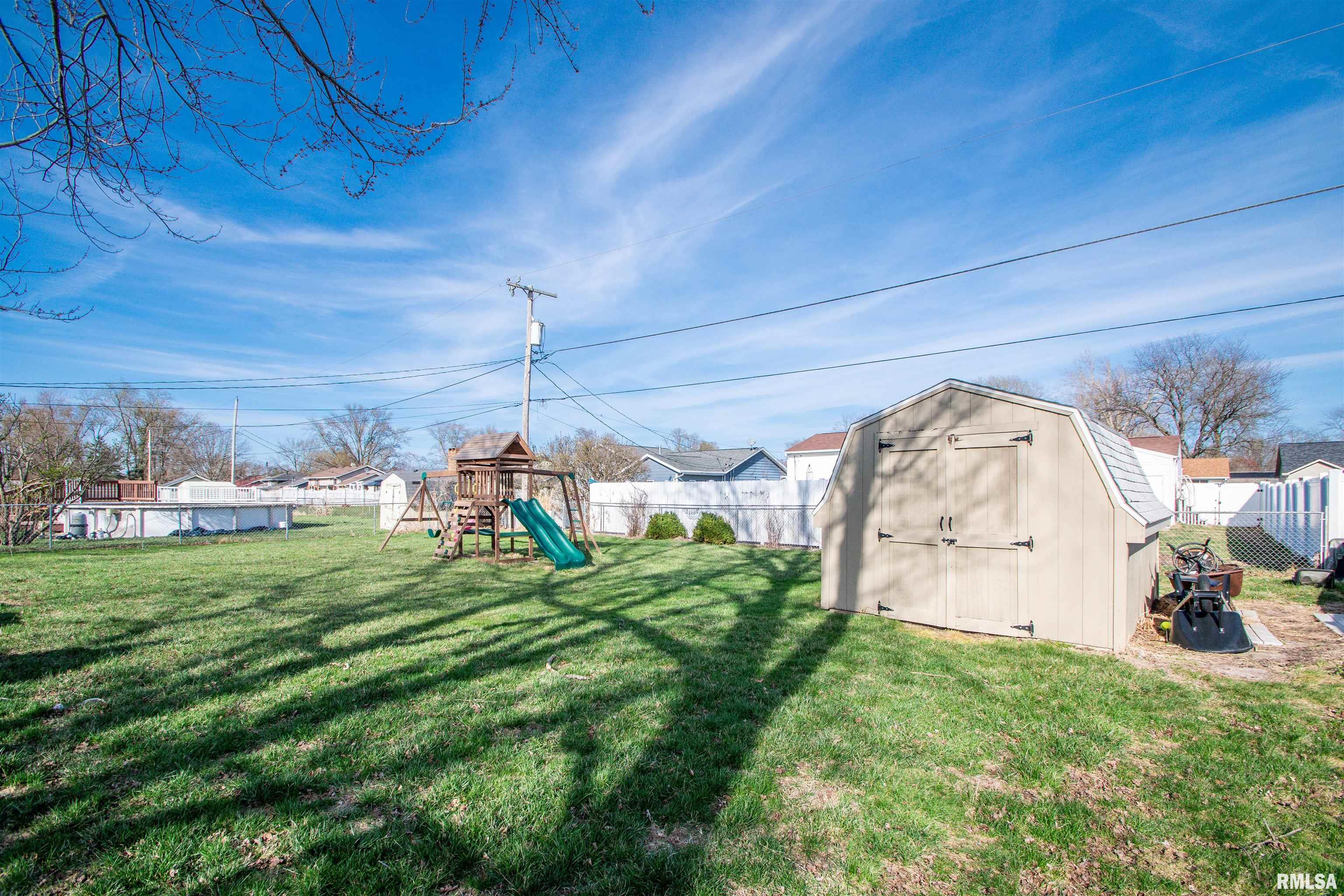 2706 S Skyway Road, Peoria, Illinois image 36