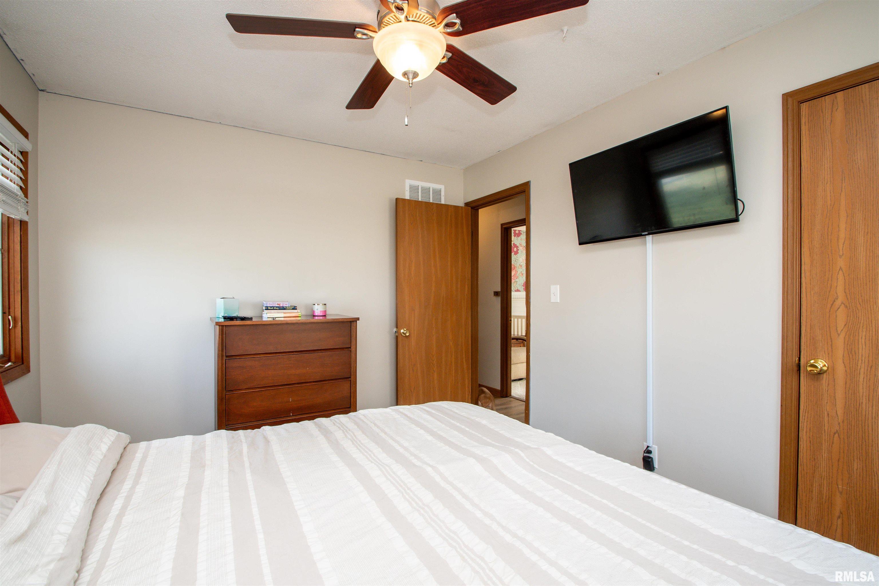 2706 S Skyway Road, Peoria, Illinois image 19