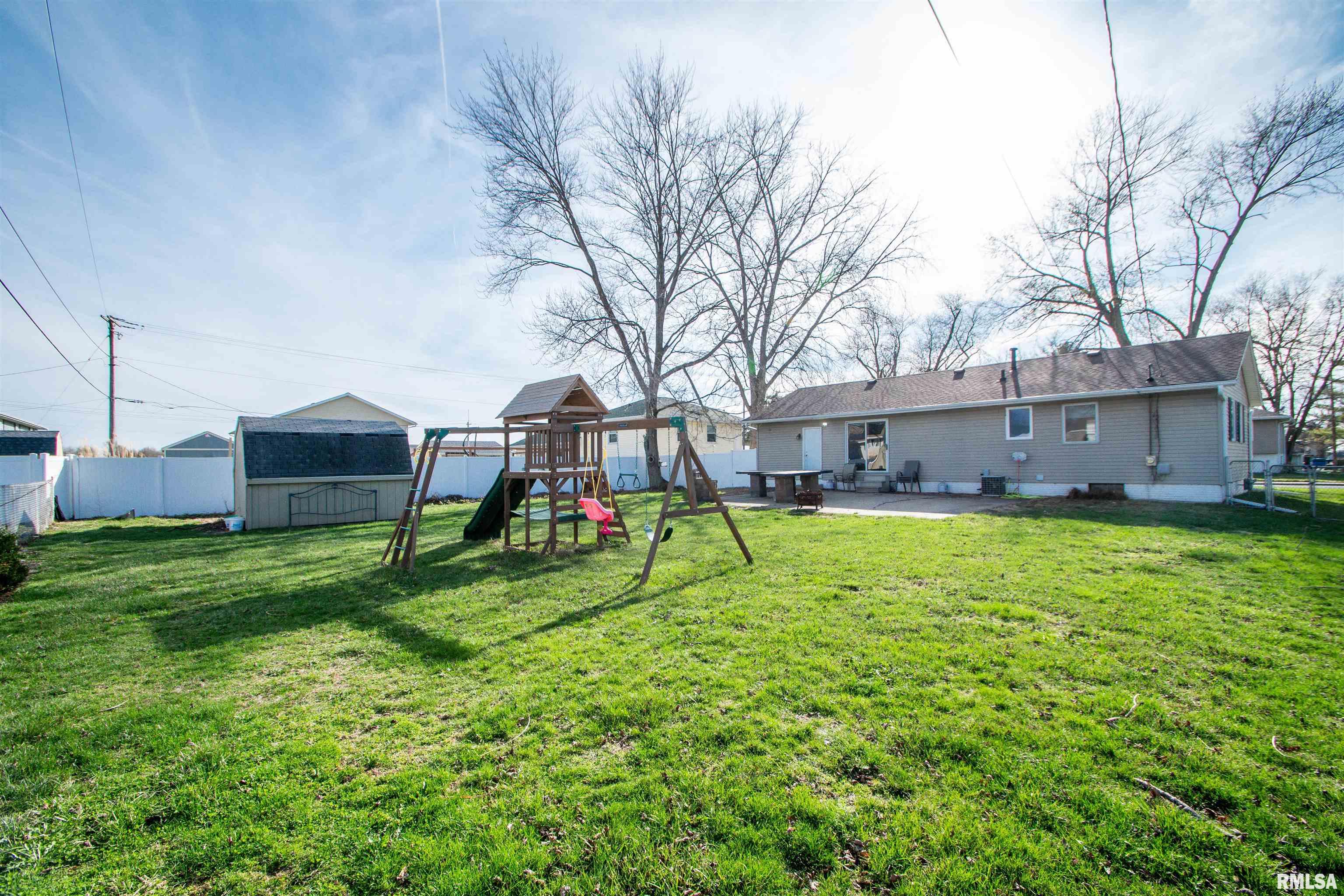 2706 S Skyway Road, Peoria, Illinois image 37