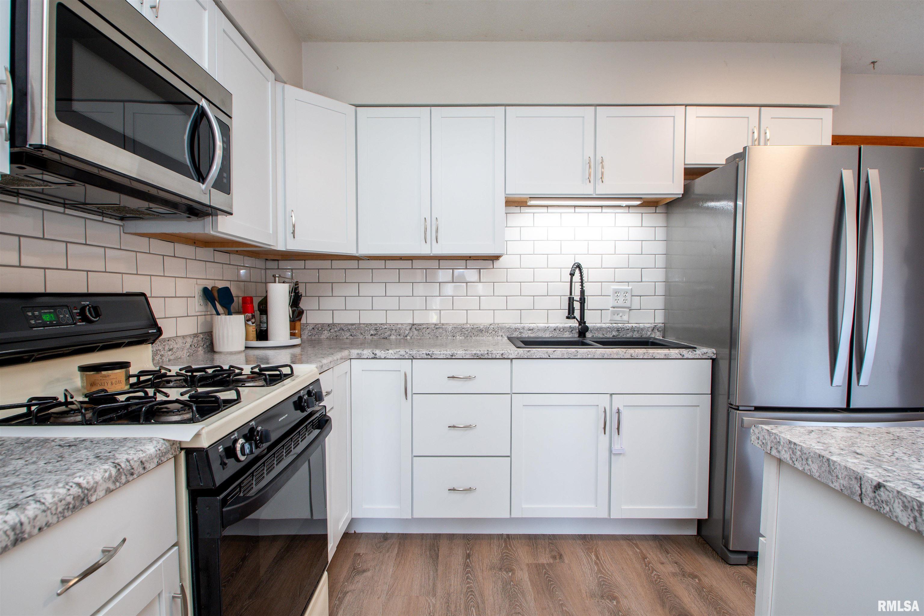 2706 S Skyway Road, Peoria, Illinois image 11
