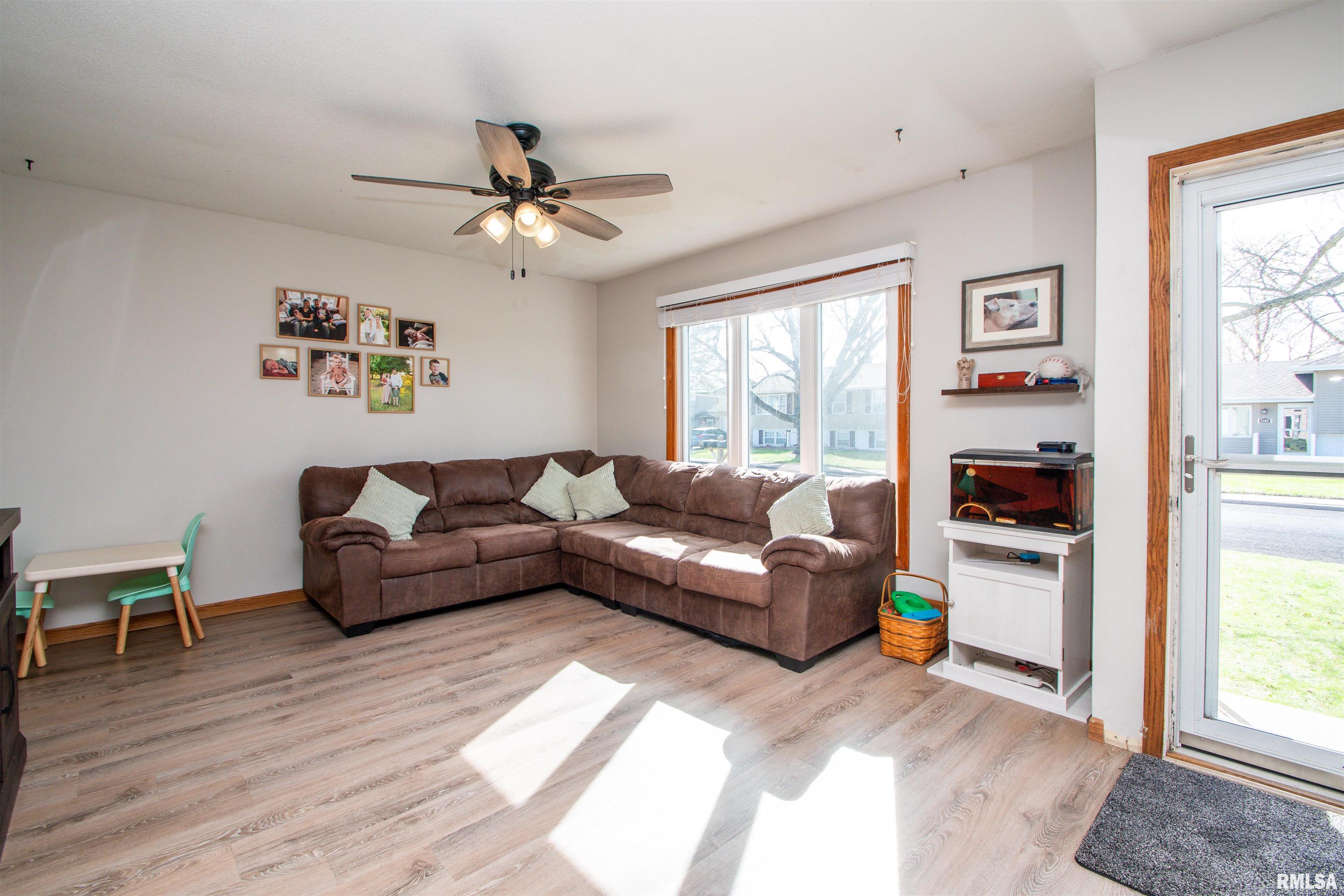 2706 S Skyway Road, Peoria, Illinois image 6
