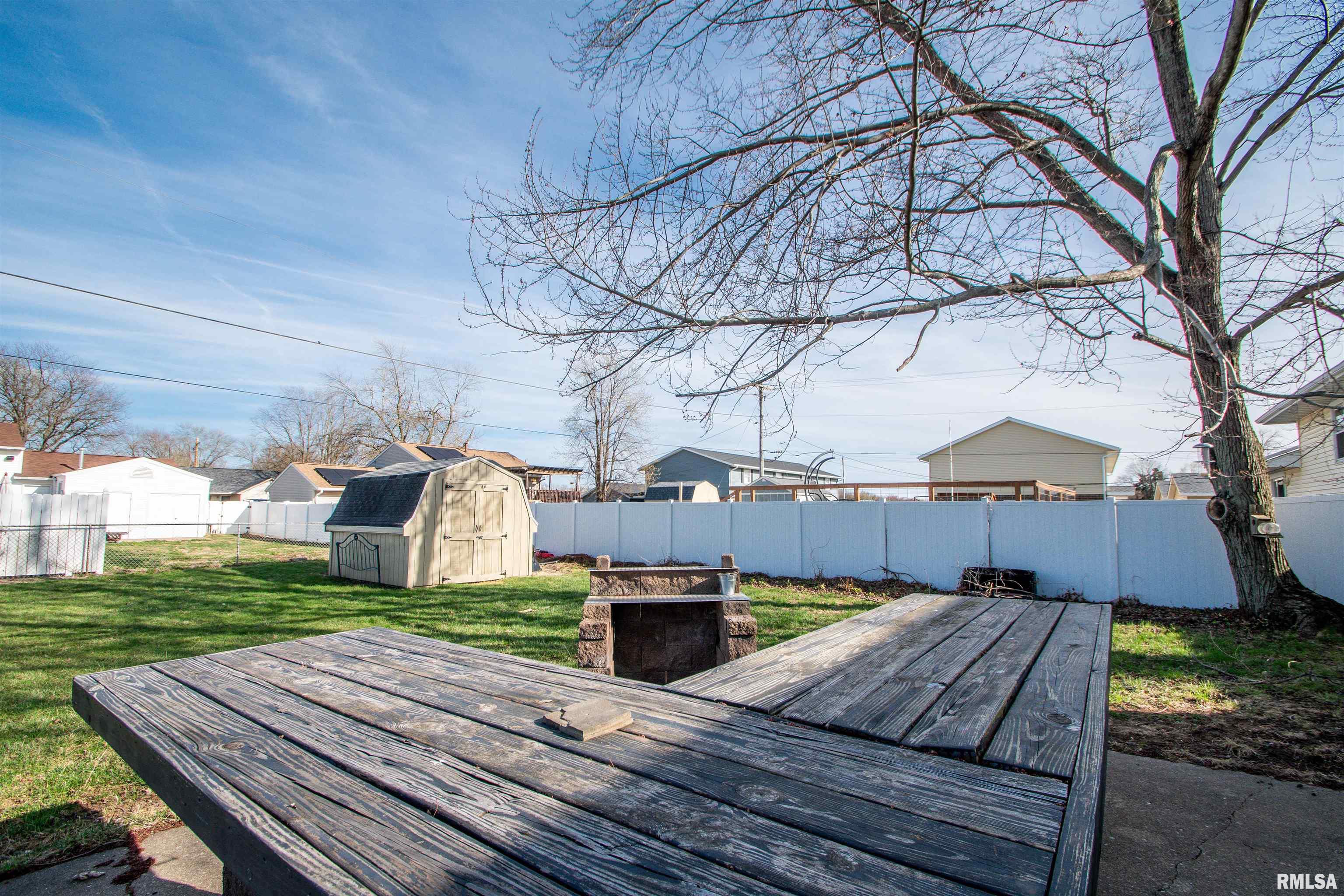 2706 S Skyway Road, Peoria, Illinois image 34
