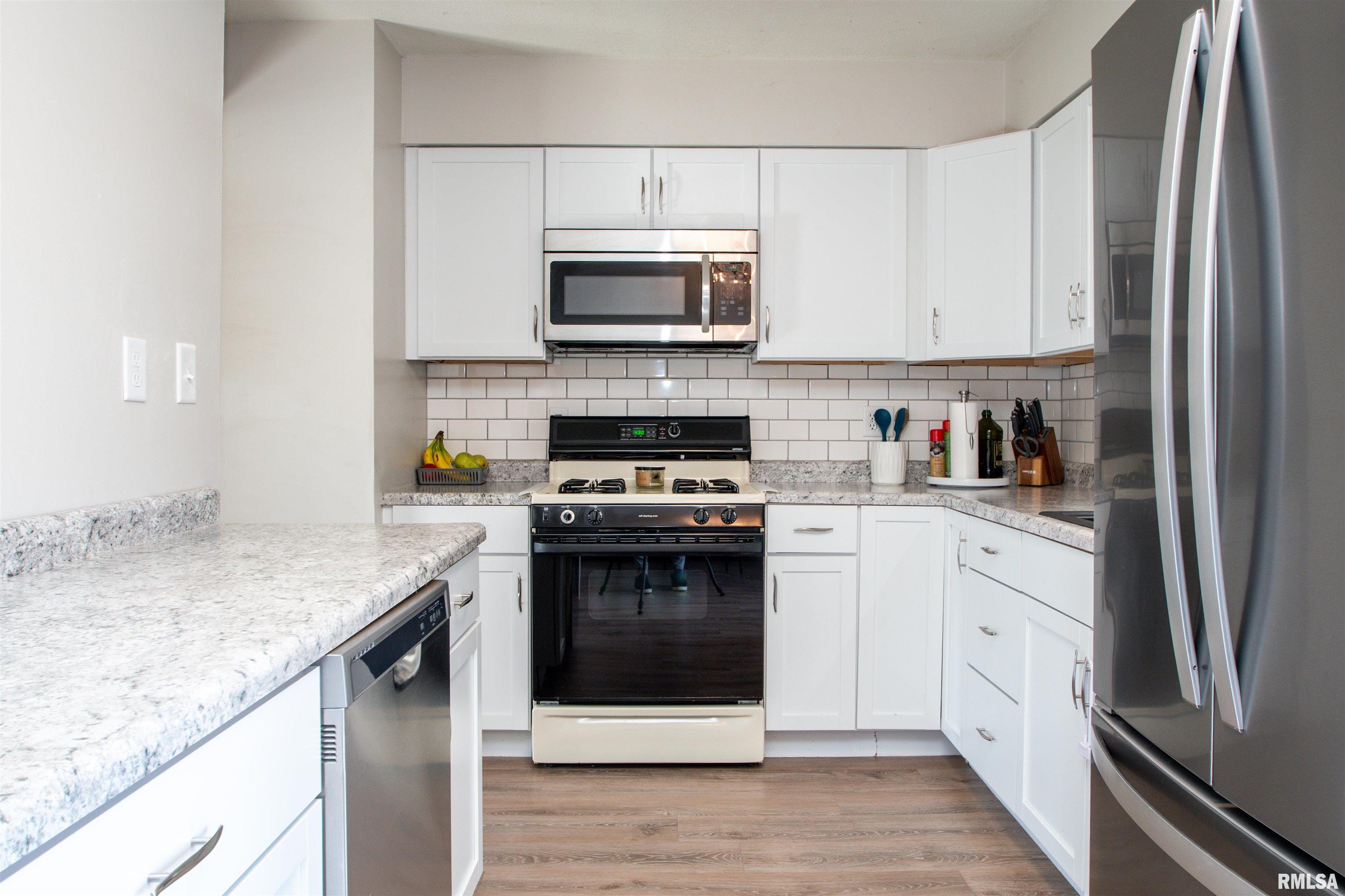 2706 S Skyway Road, Peoria, Illinois image 14