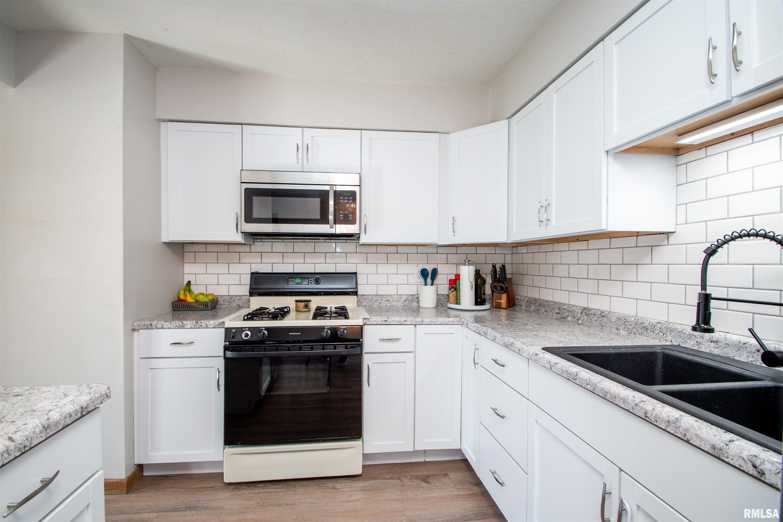 2706 S Skyway Road, Peoria, Illinois image 15