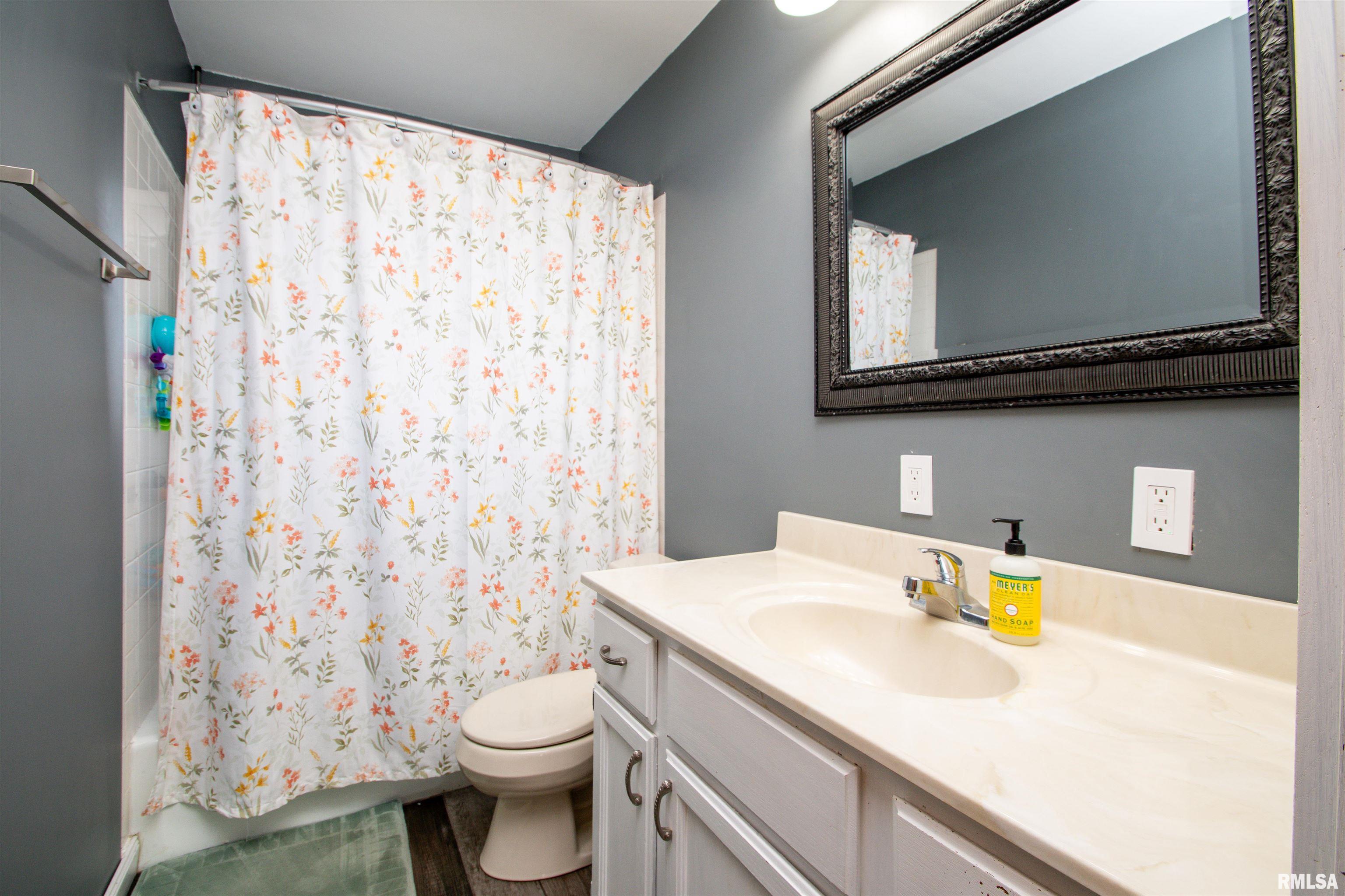 2706 S Skyway Road, Peoria, Illinois image 25