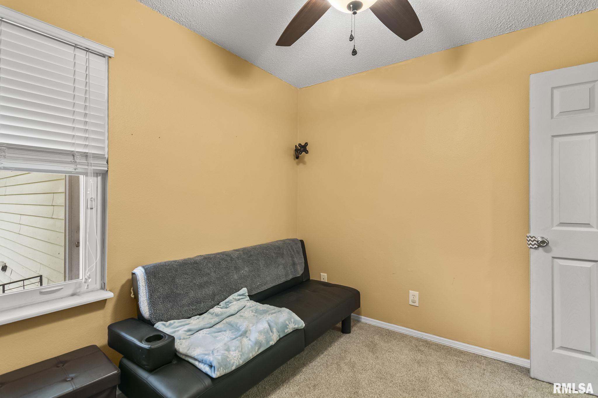 241 N Durkin Drive, Springfield, Illinois image 19