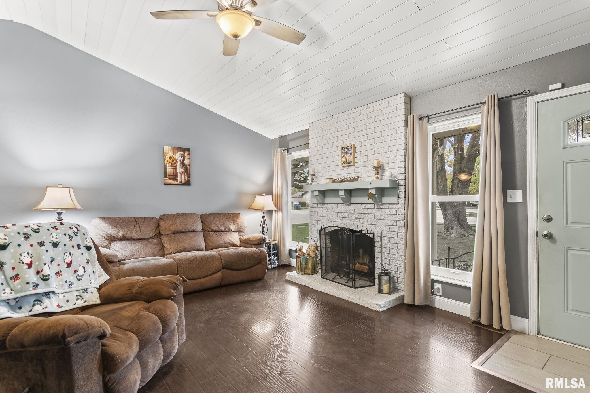 241 N Durkin Drive, Springfield, Illinois image 2