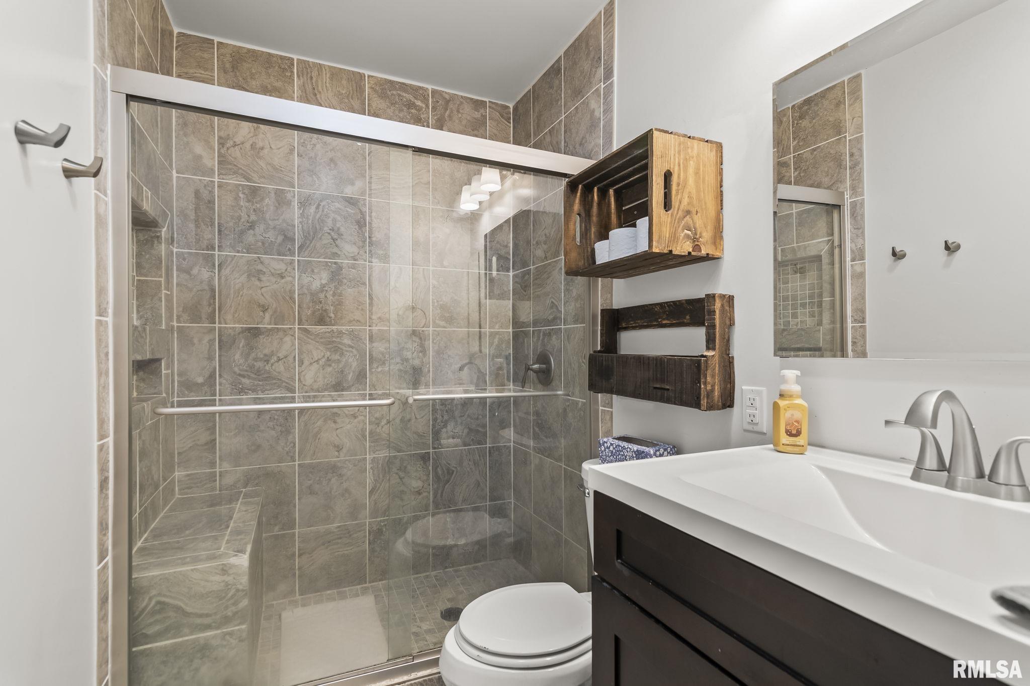 241 N Durkin Drive, Springfield, Illinois image 15
