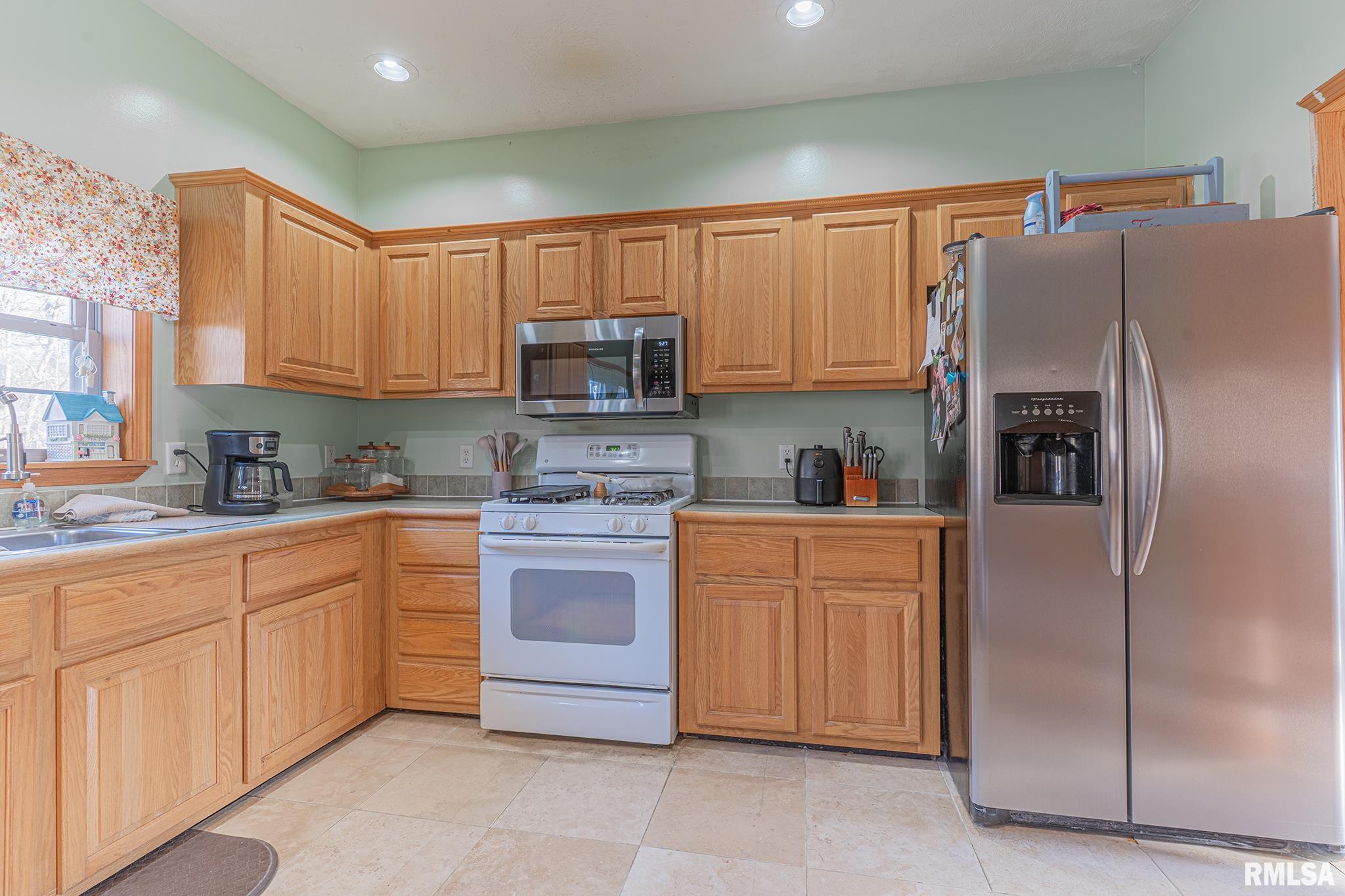 2814 Chouteau Avenue, Odin, Illinois image 26
