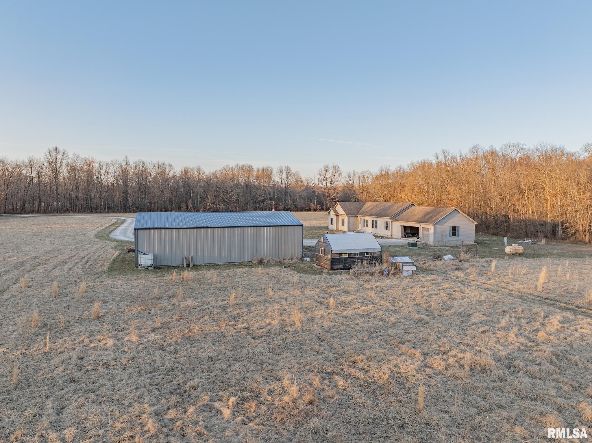2814 Chouteau Avenue, Odin, Illinois image 20