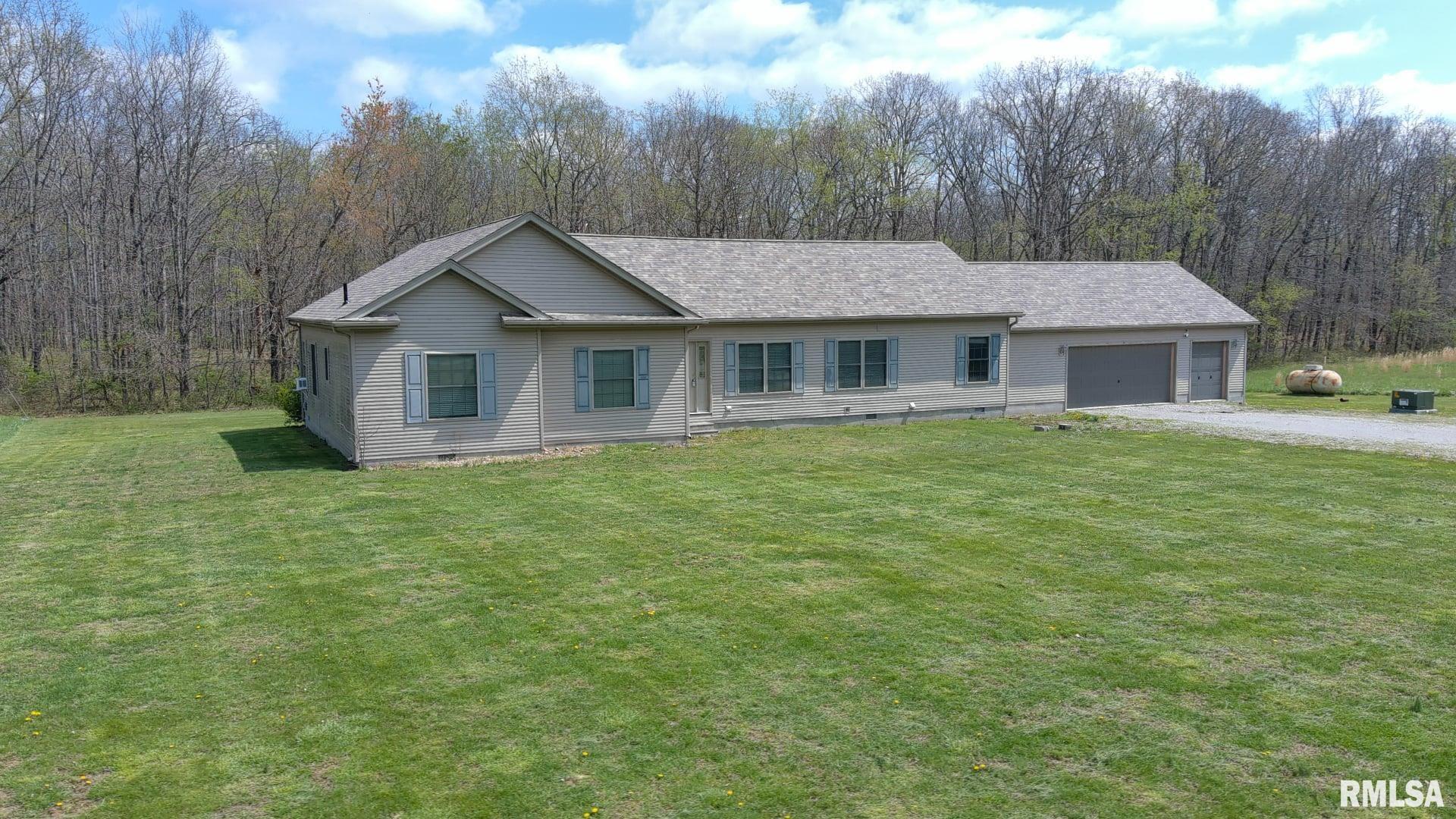 2814 Chouteau Avenue, Odin, Illinois image 1