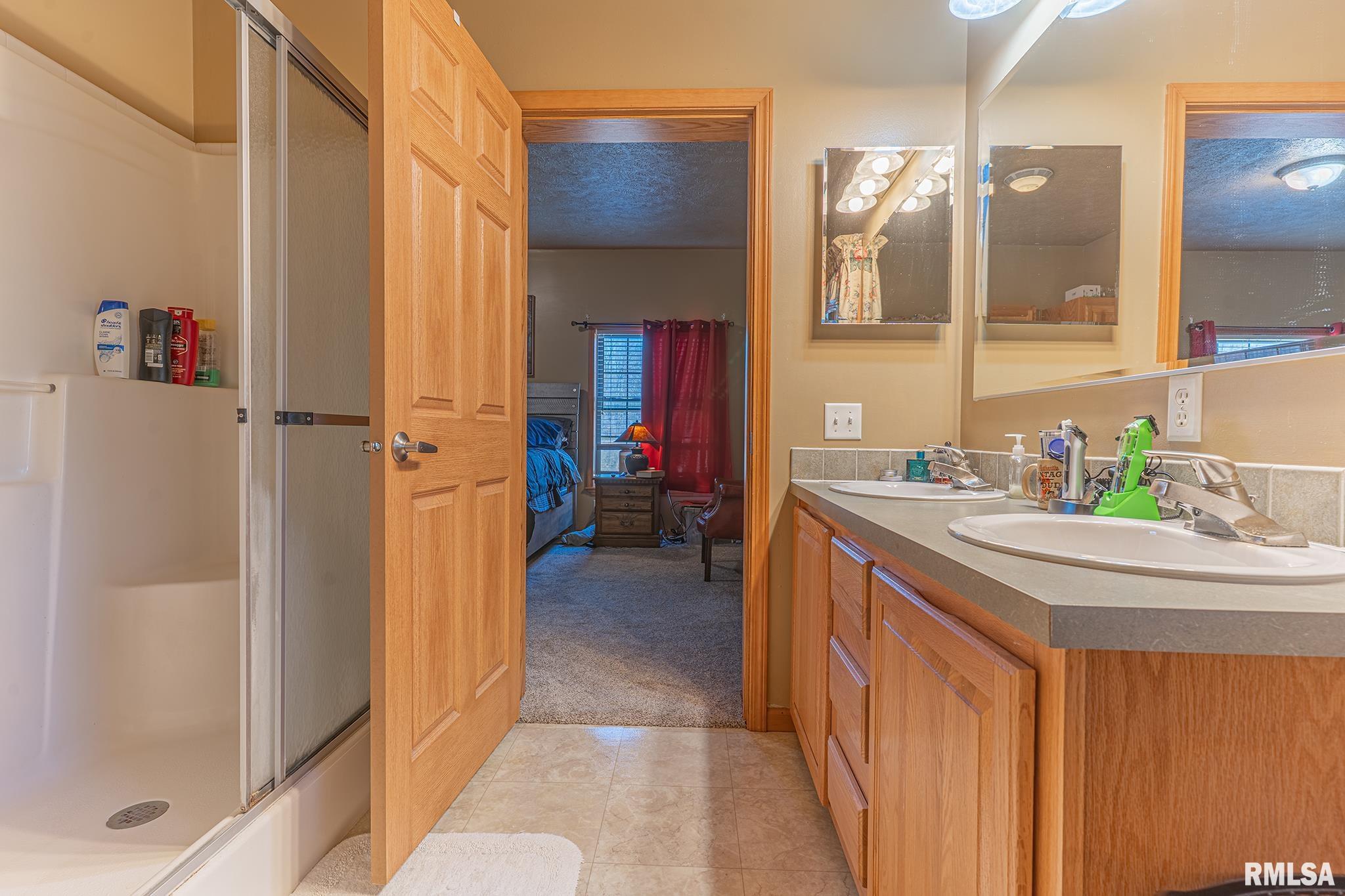 2814 Chouteau Avenue, Odin, Illinois image 38
