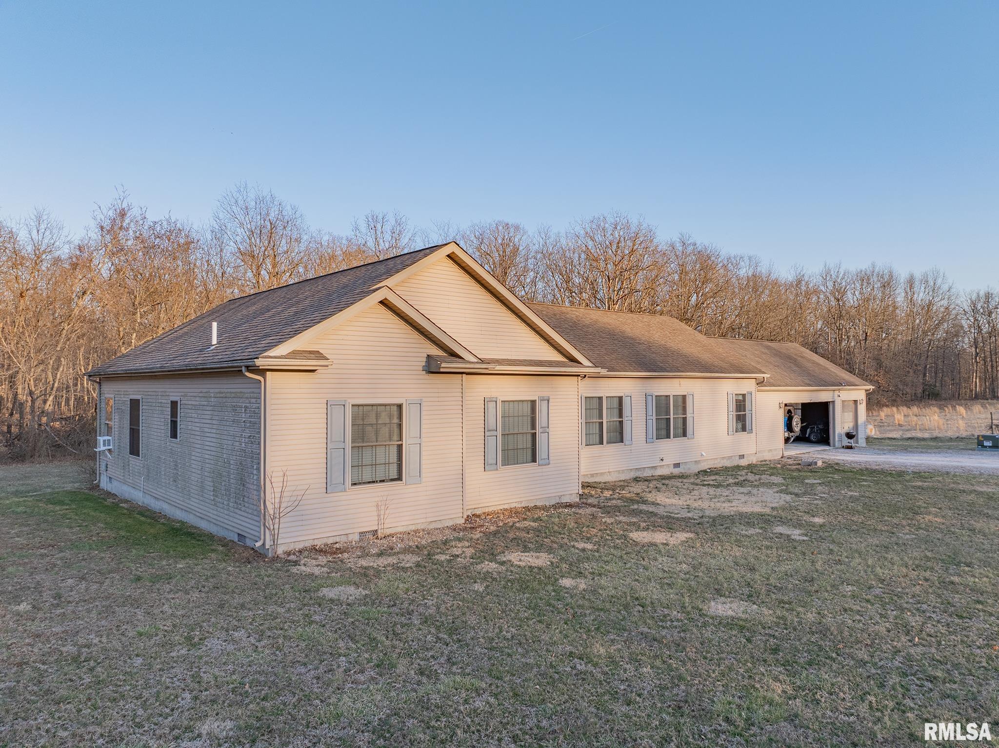2814 Chouteau Avenue, Odin, Illinois image 8