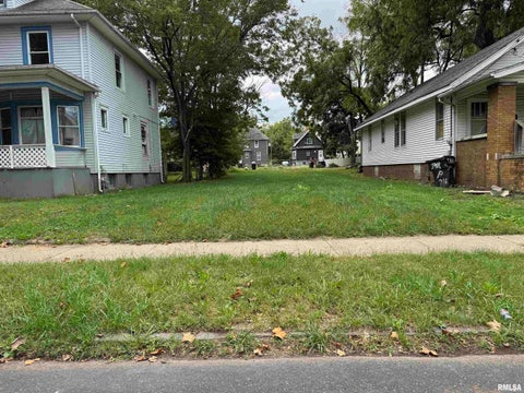 Vacant Land For Sale - 722 E Kansas Street<br/> Peoria, IL 61603
