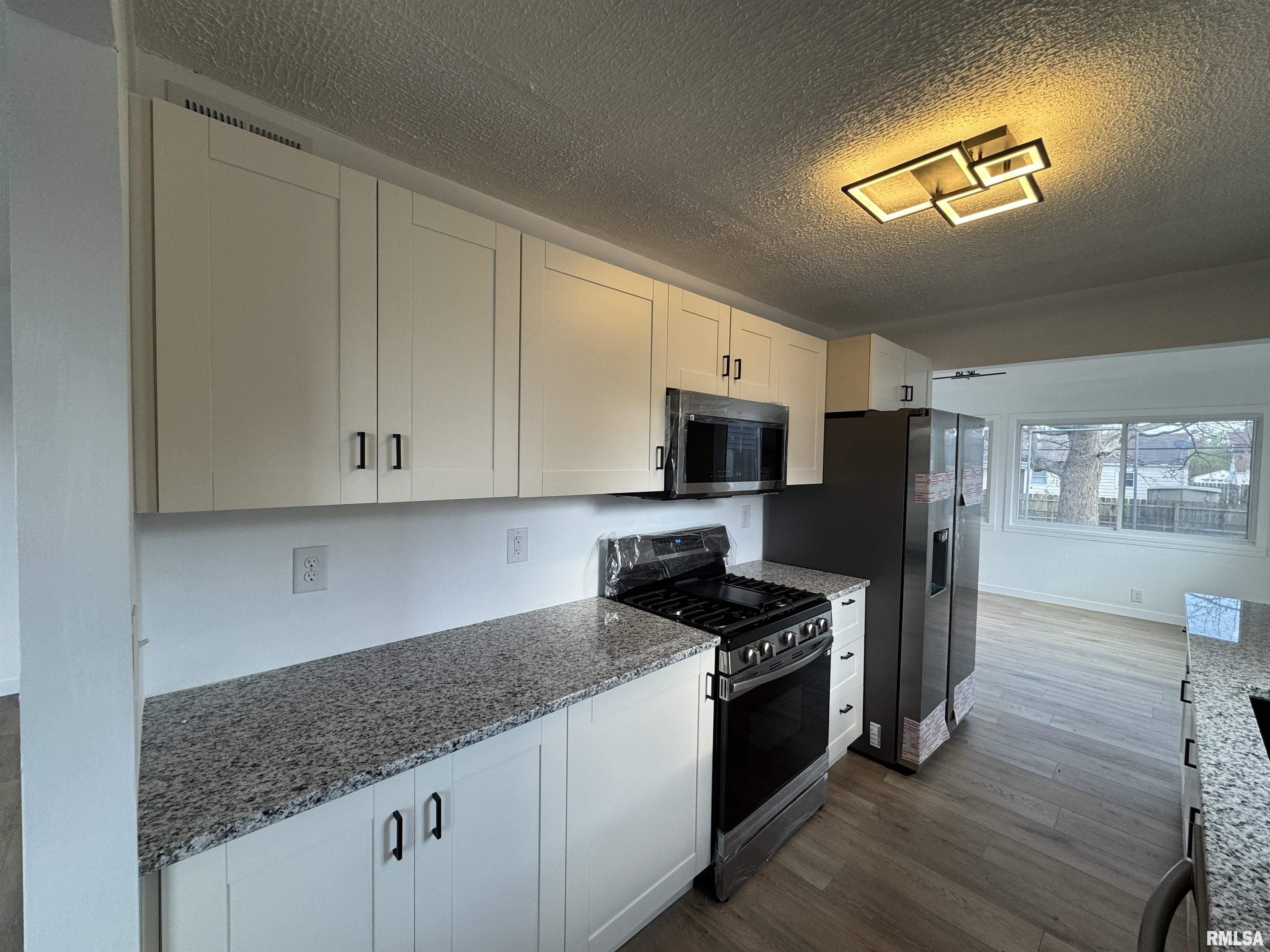 806 W Ridgemont Road, Peoria, Illinois image 11