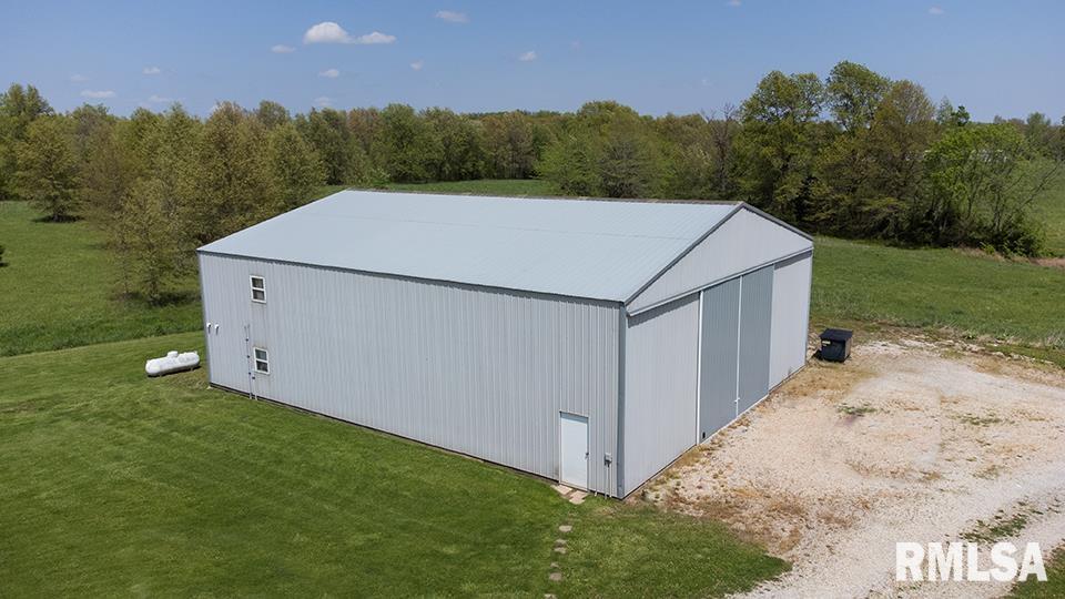 2667 Cardinal Lane, Farina, Illinois image 3