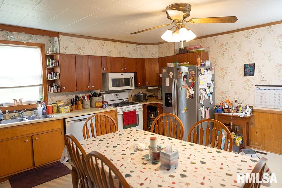 2667 Cardinal Lane, Farina, Illinois image 11