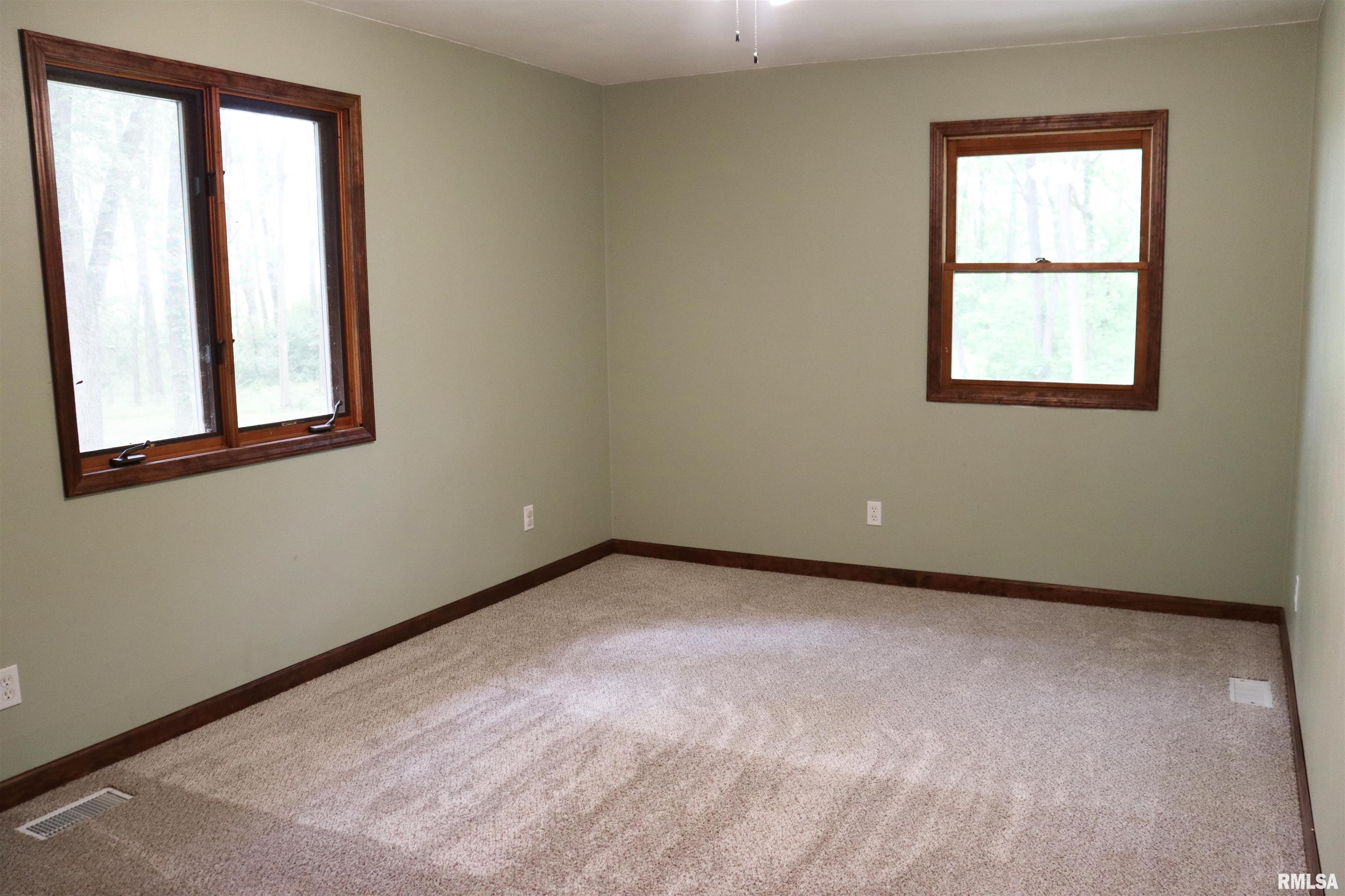 6245 Bass Road, Manito, Illinois image 24