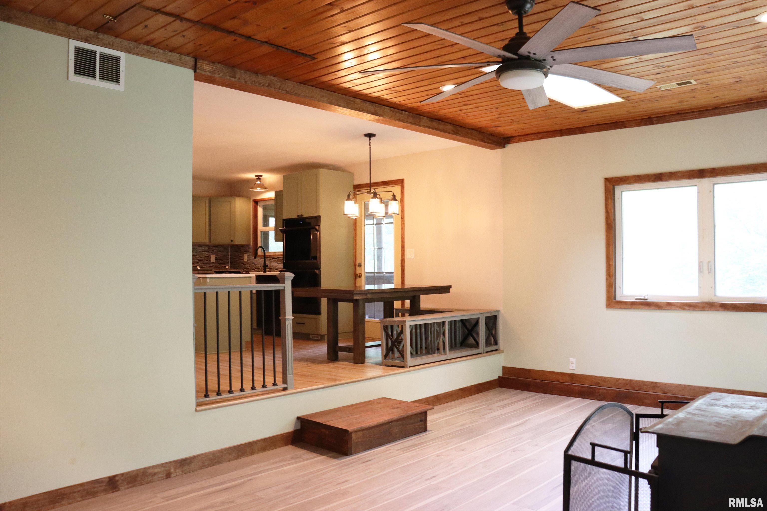 6245 Bass Road, Manito, Illinois image 20