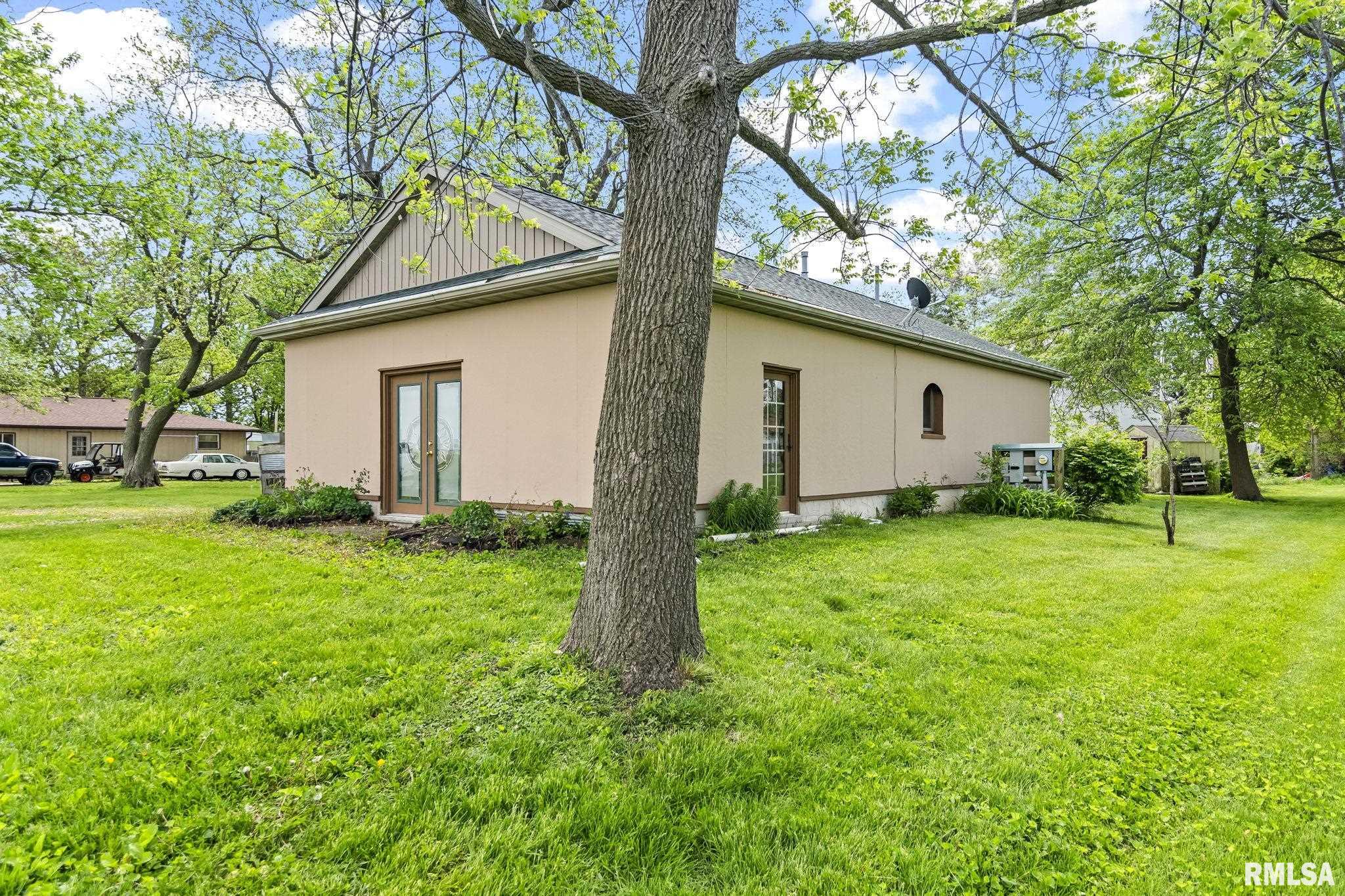 402 Carson Street, Loami, Illinois image 29