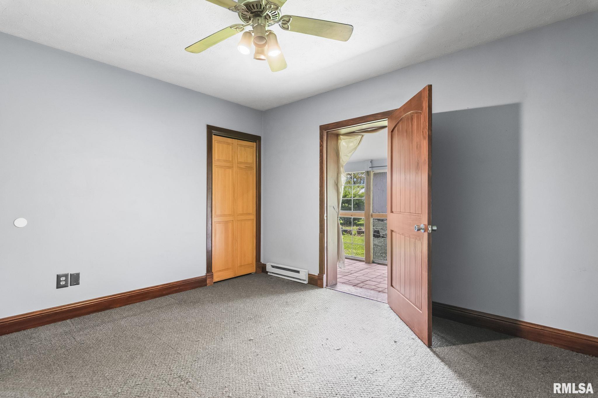 402 Carson Street, Loami, Illinois image 17
