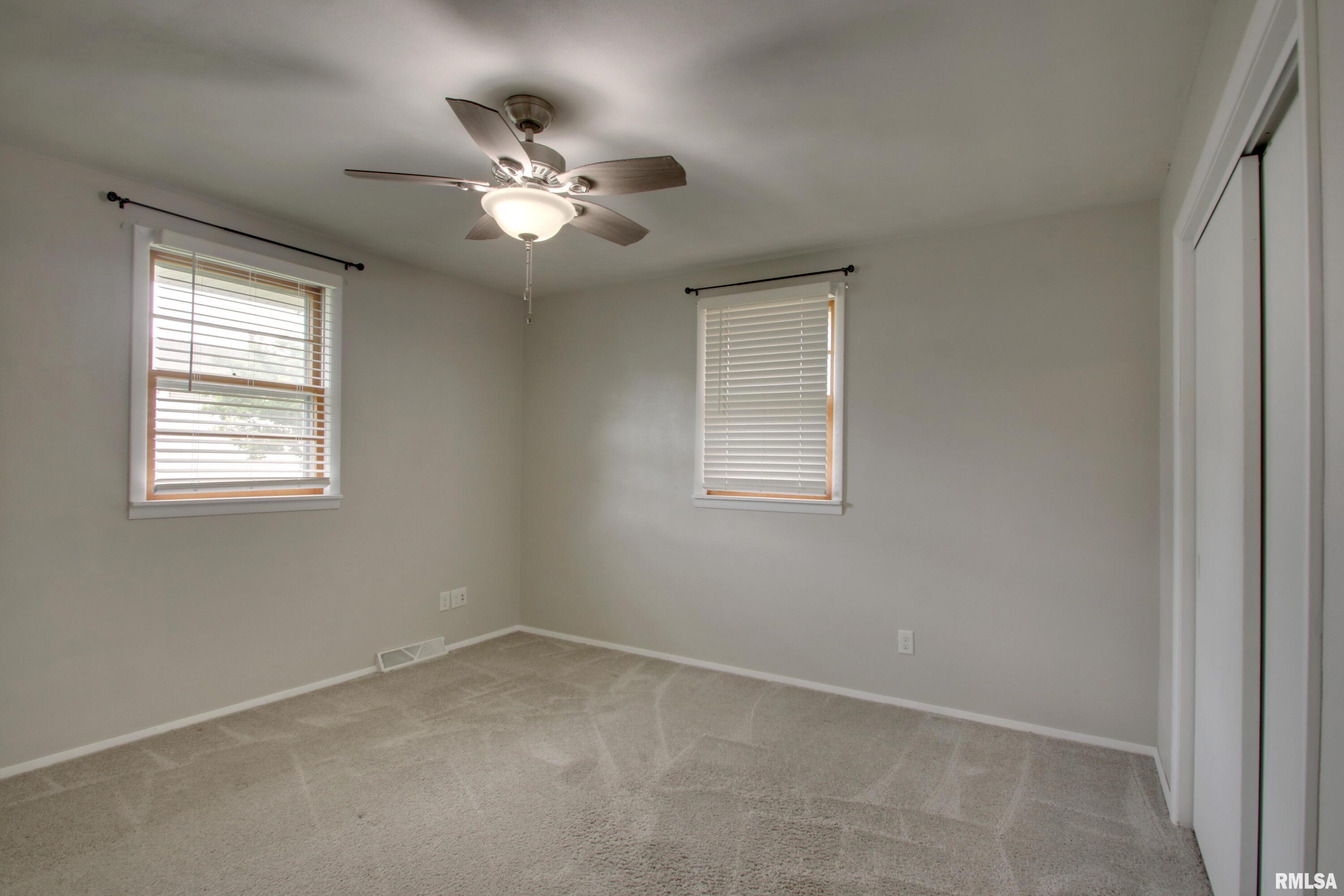 3705 Briarwood Drive, Quincy, Illinois image 11