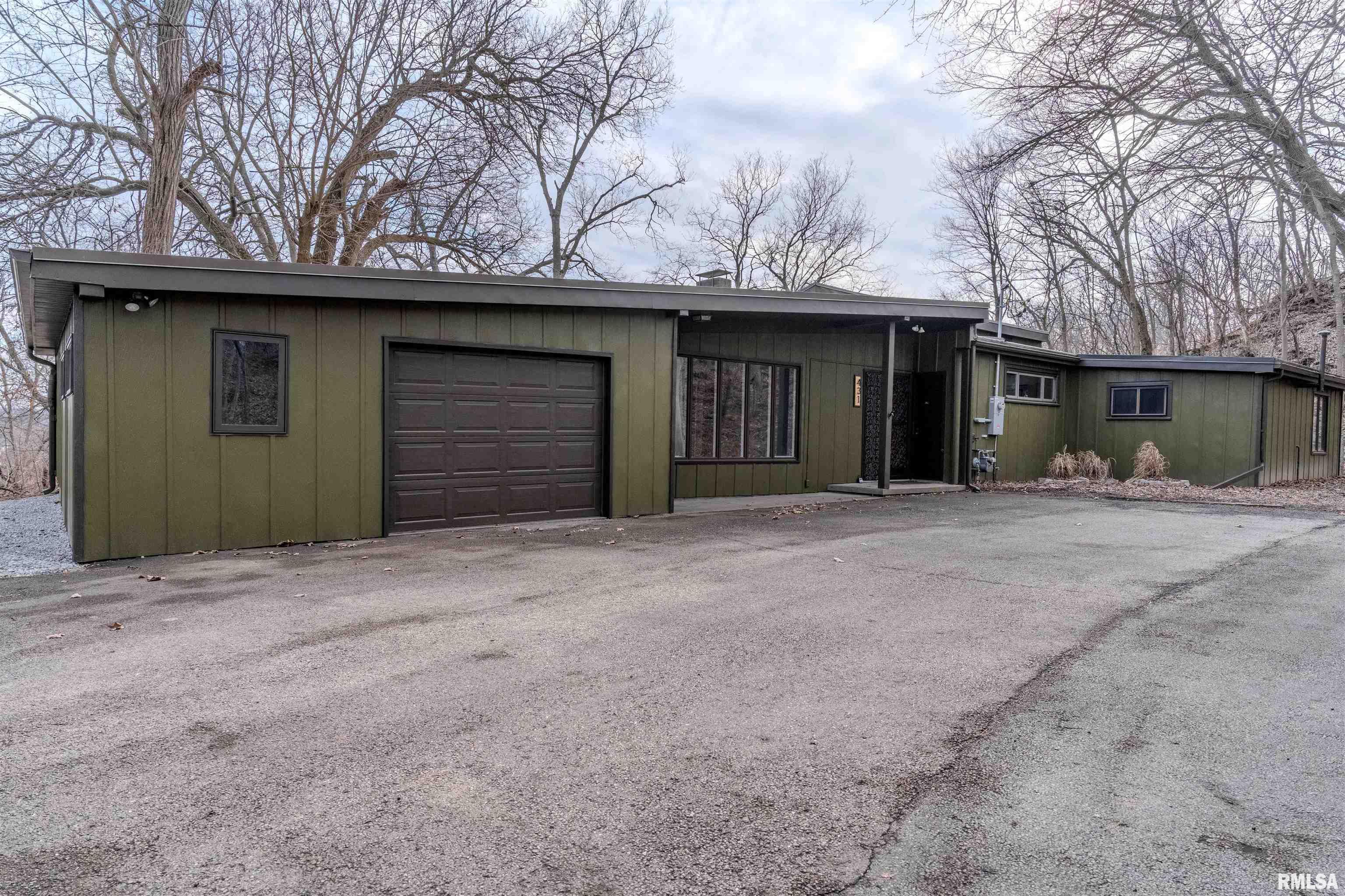 431 Woodland Drive, Clinton, Iowa image 2