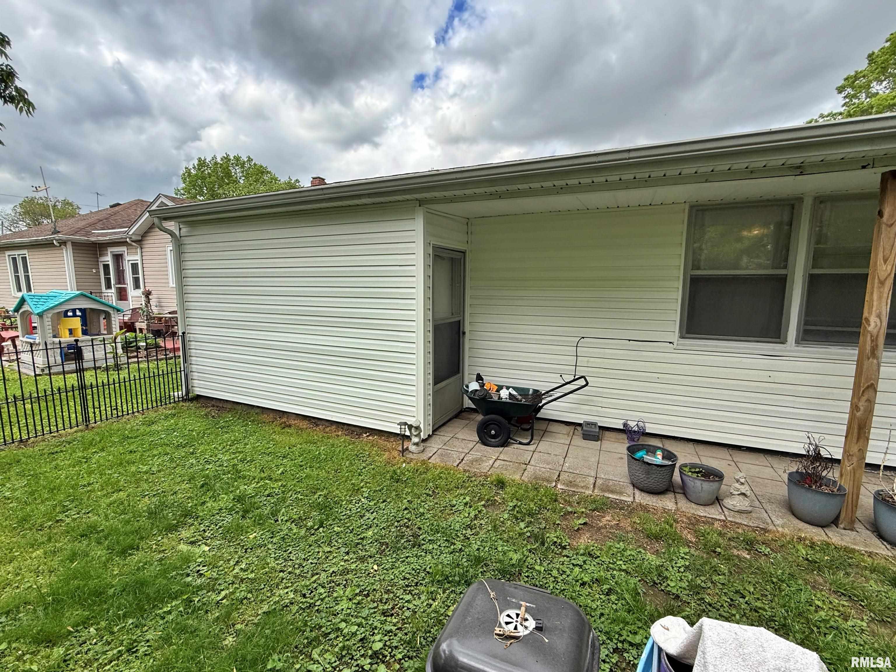 206 W 16th Street, Metropolis, Illinois image 10