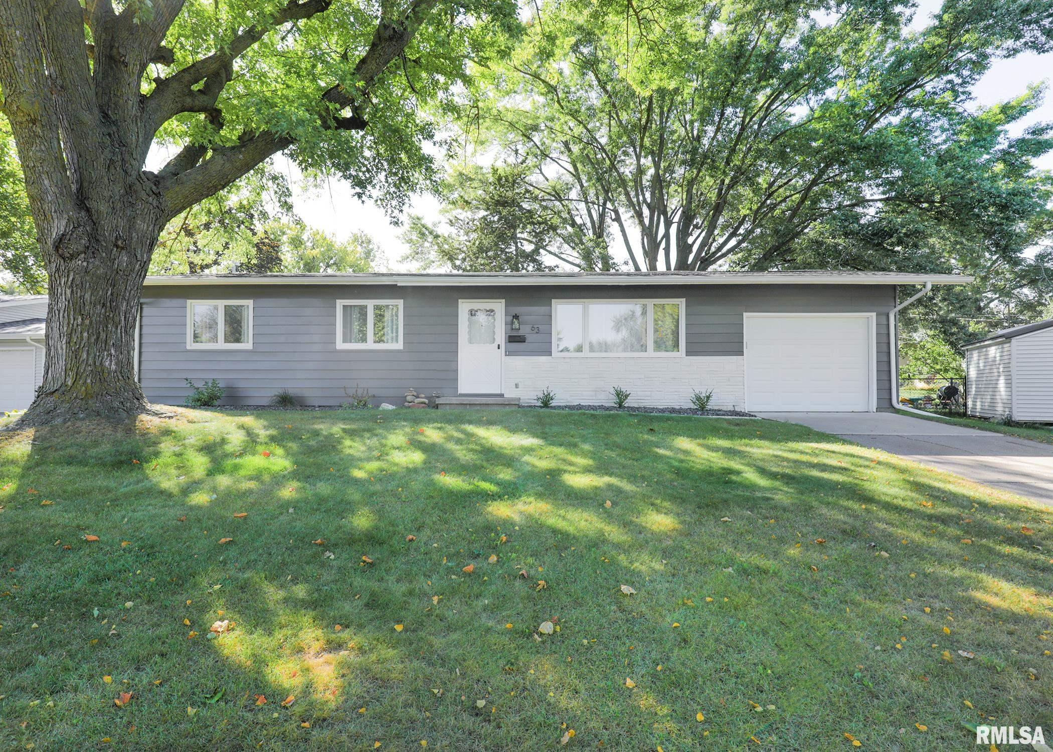 63 Parklane Circle, Bettendorf, Iowa image 1