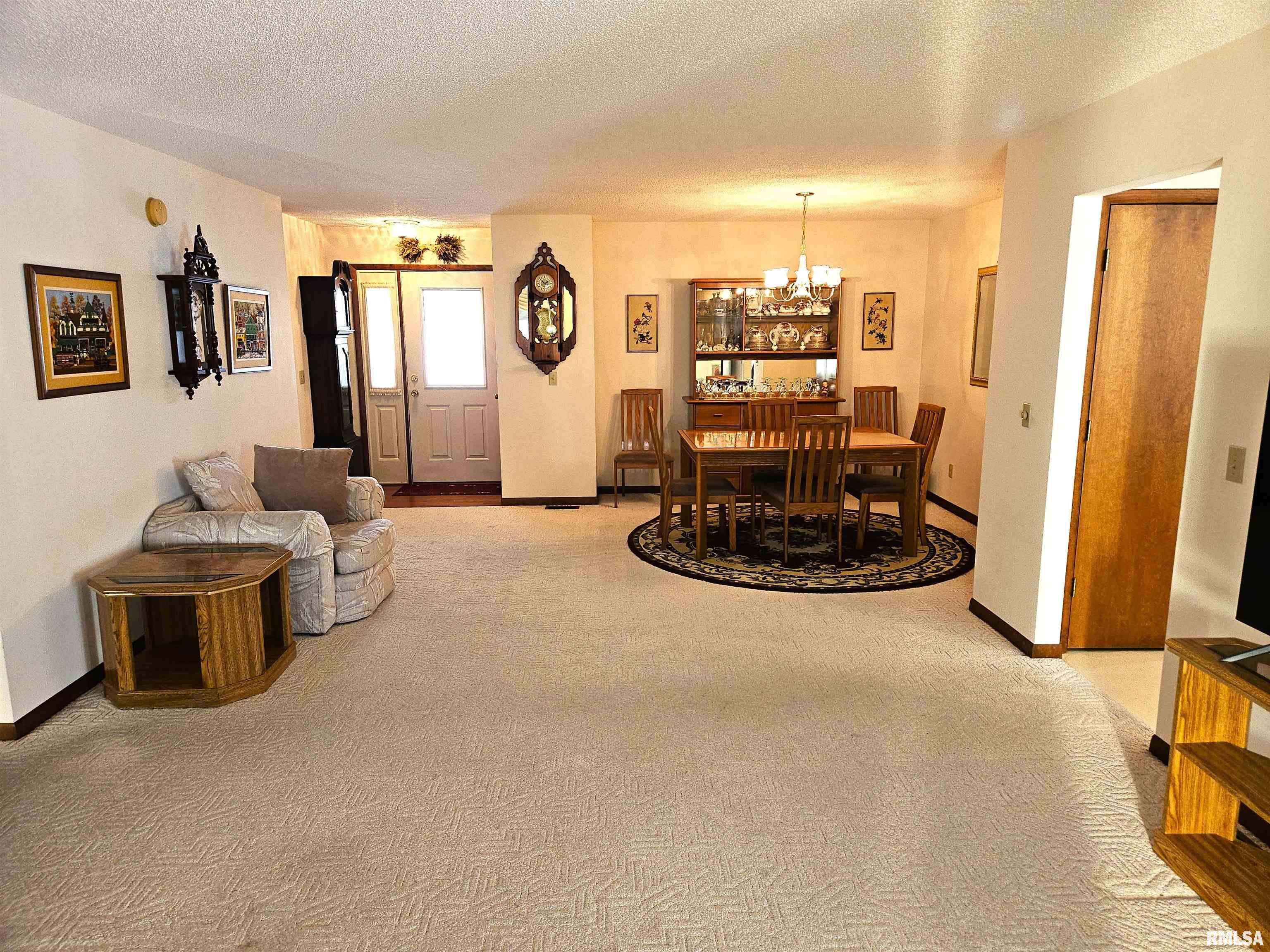 2914 Bluff Ridge Drive #2914, Quincy, Illinois image 2