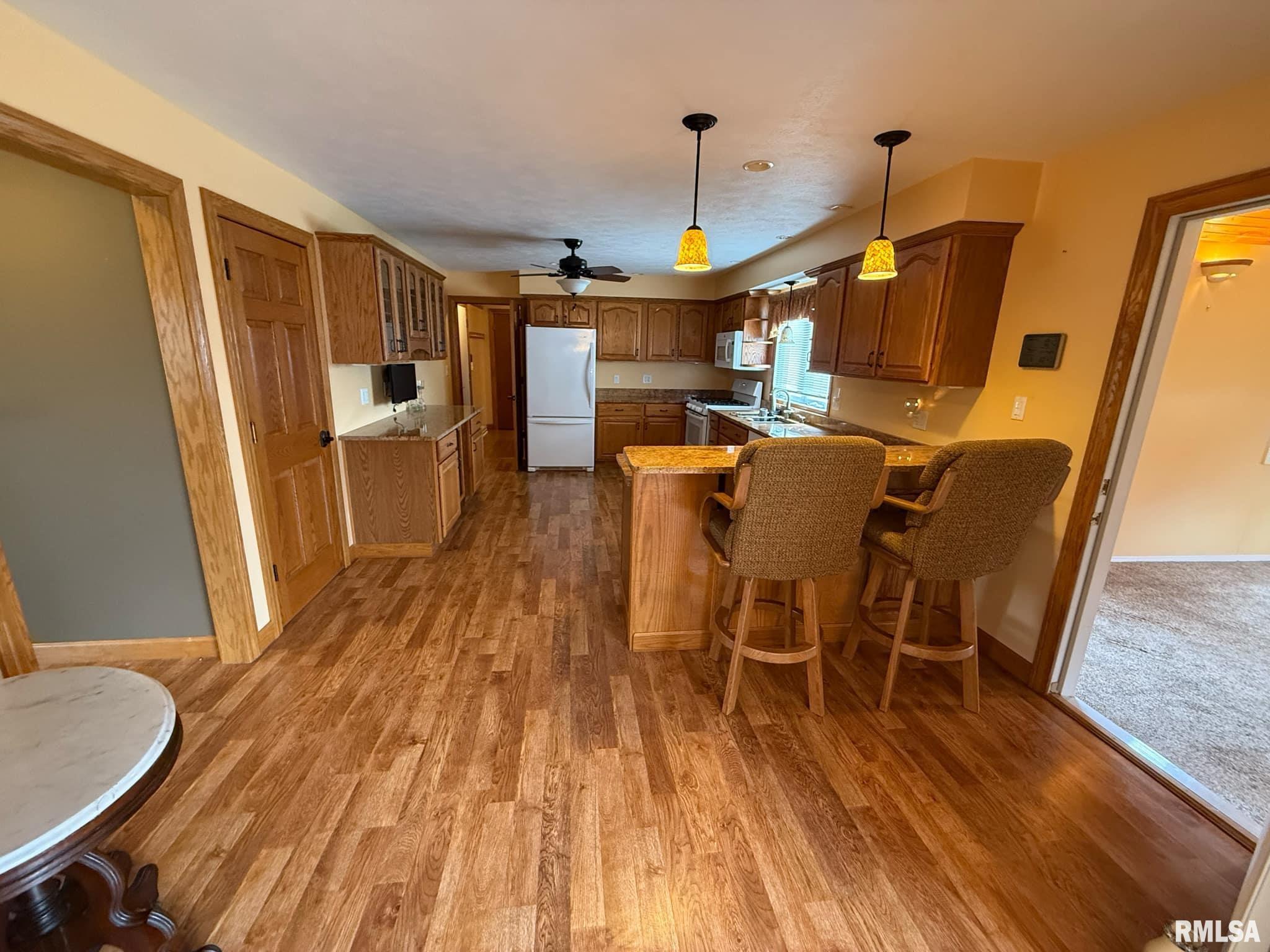 816 W Walnut Street, Chatham, Illinois image 8