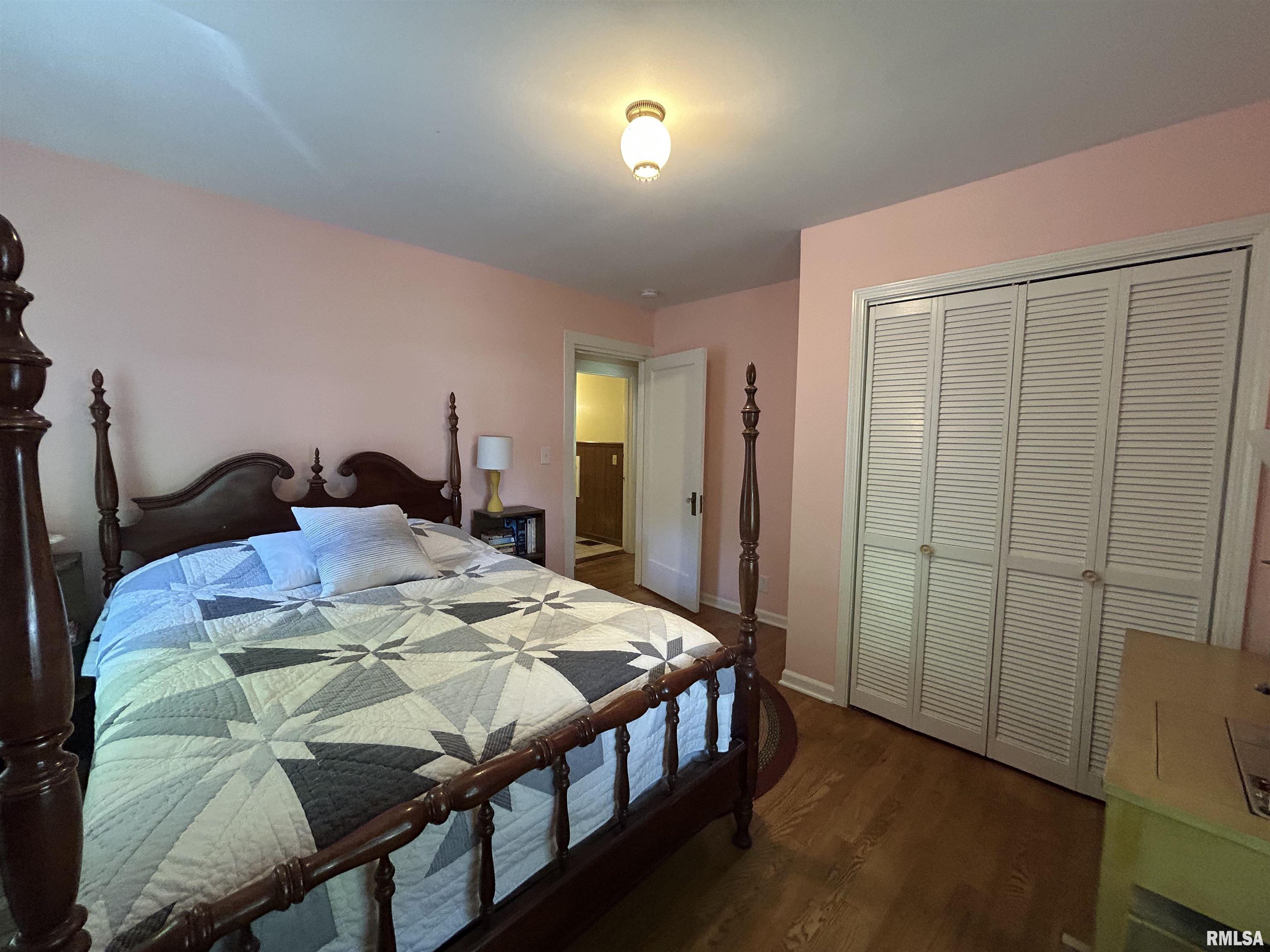 701 W Elm Street, Carbondale, Illinois image 21