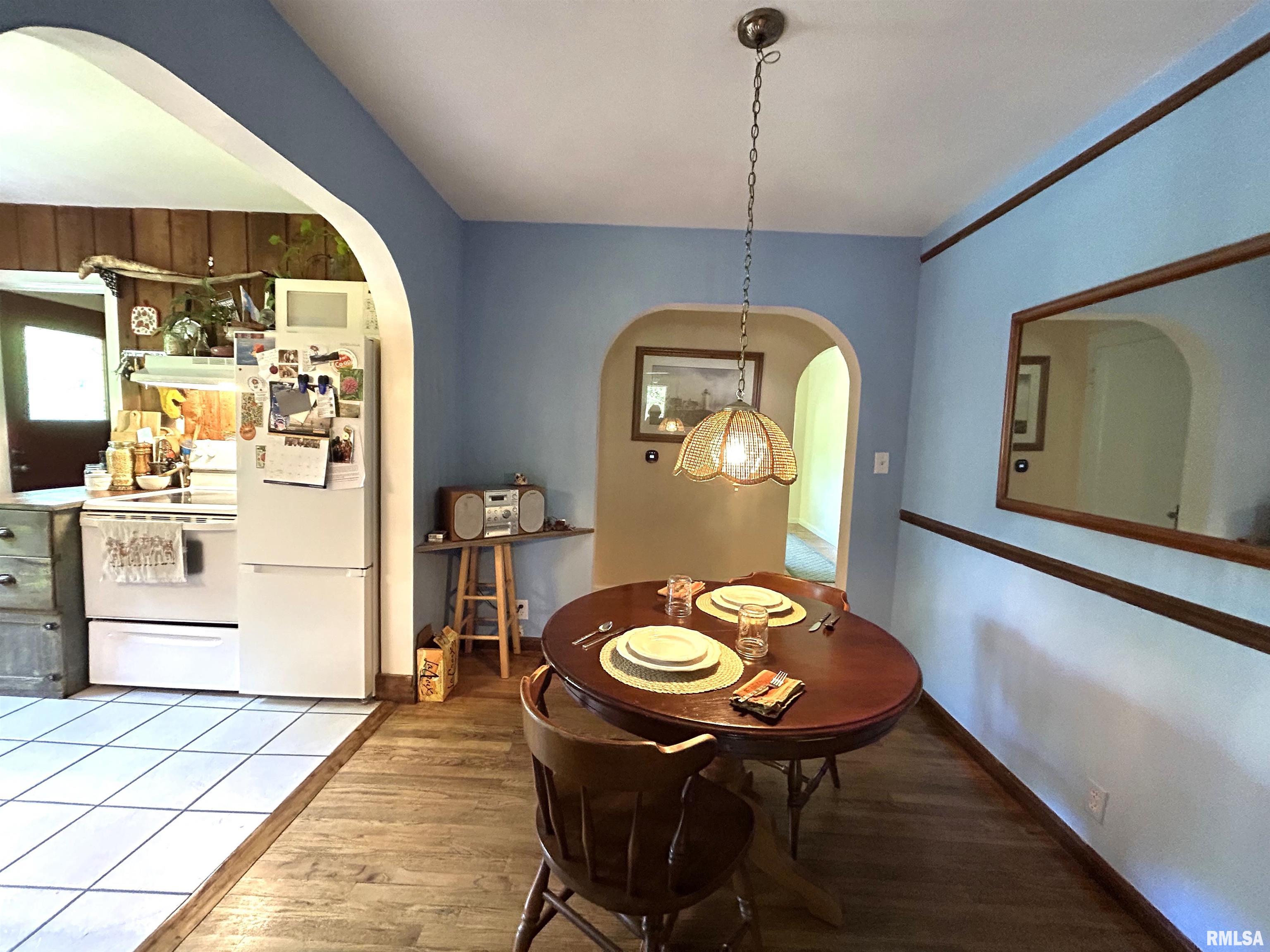 701 W Elm Street, Carbondale, Illinois image 8