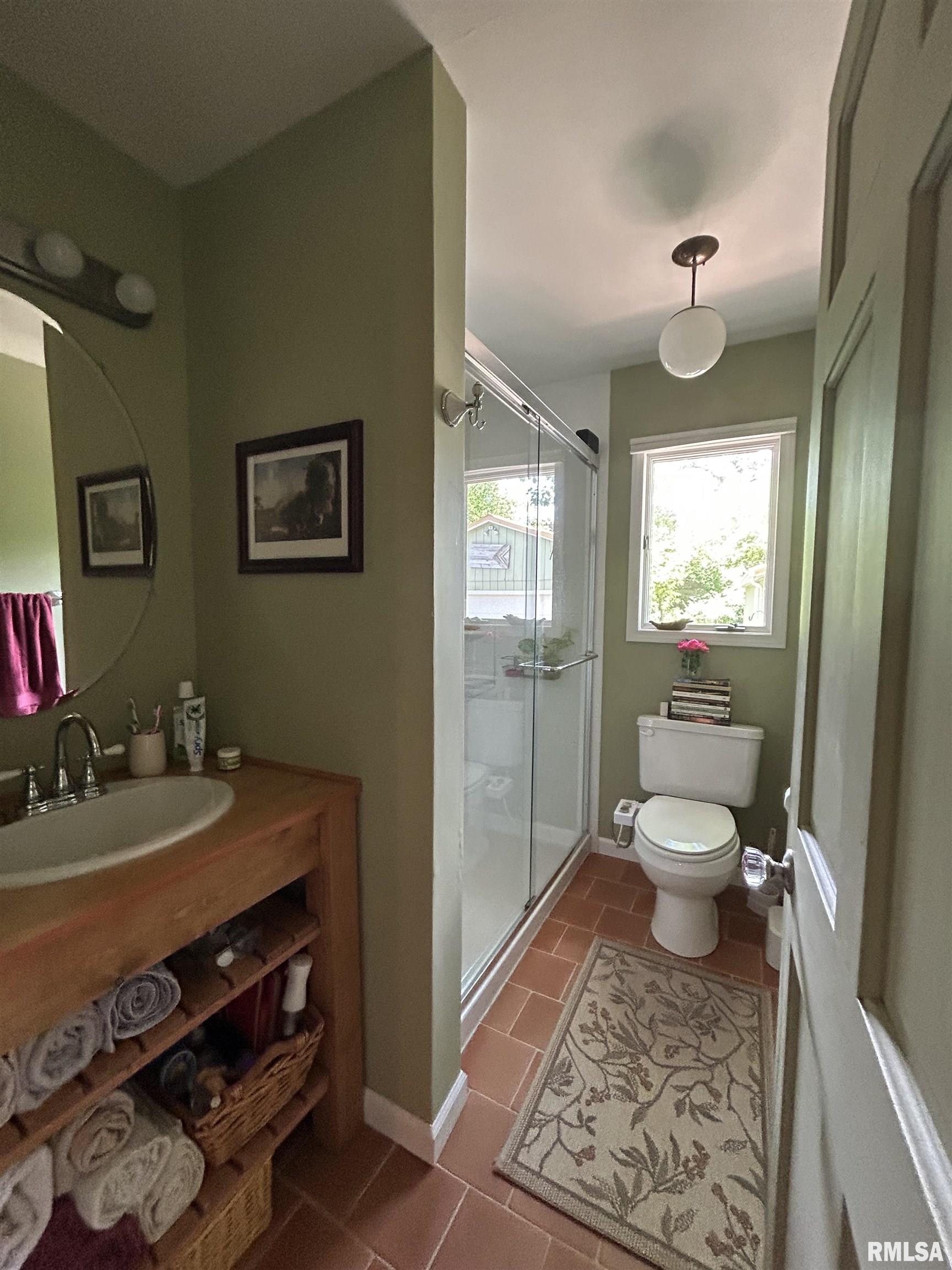 701 W Elm Street, Carbondale, Illinois image 17