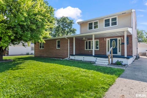 Homes For Sale - 3360 Carman Avenue<br/> Springfield, IL 62703