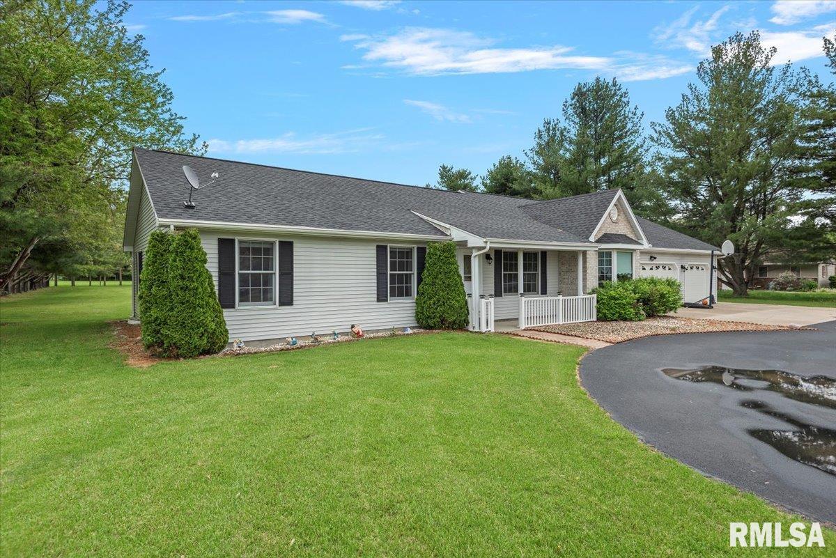 11476 Timber View Lane, Athens, Illinois image 2