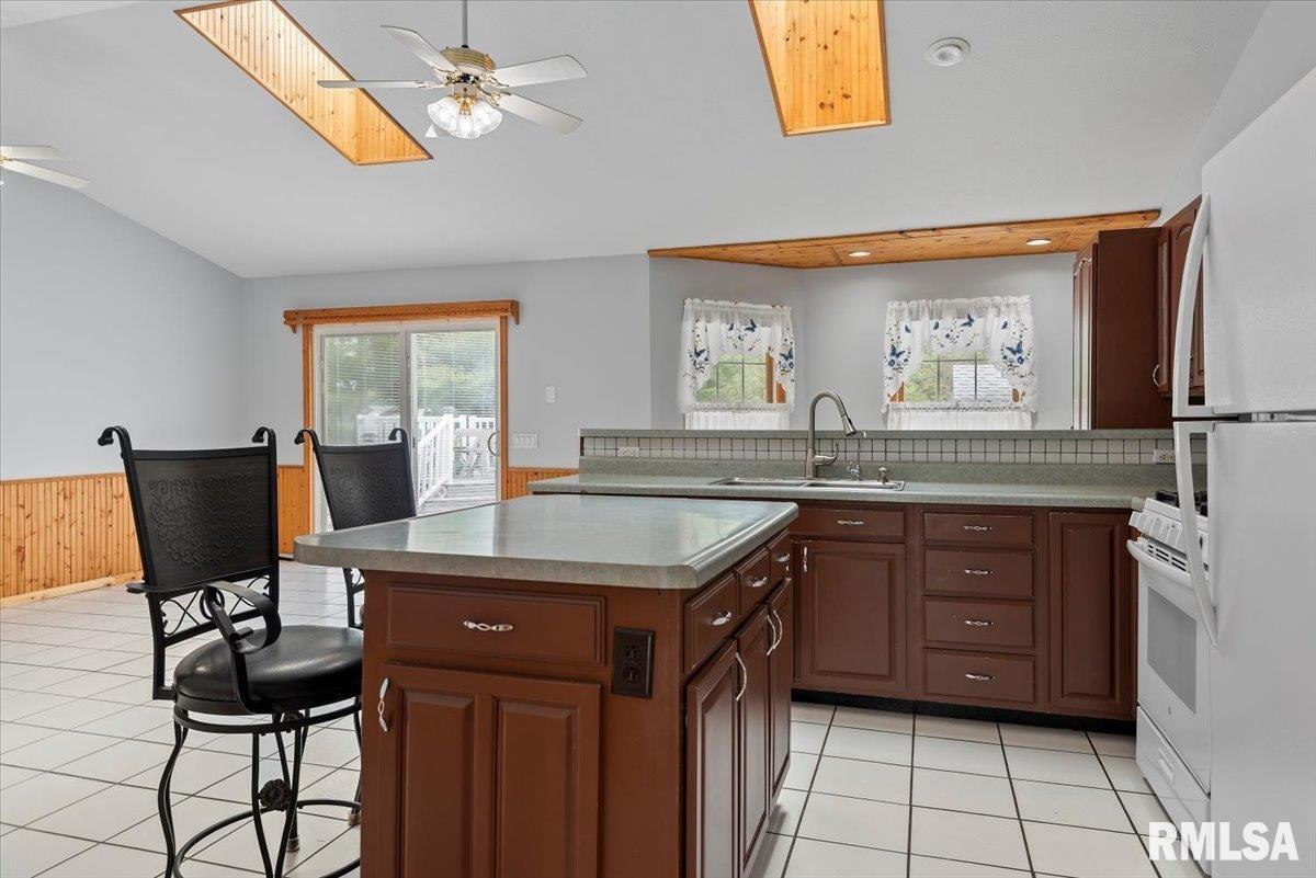 11476 Timber View Lane, Athens, Illinois image 14