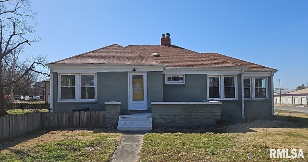 200 W Delaware Street, Fairfield, Illinois image 2