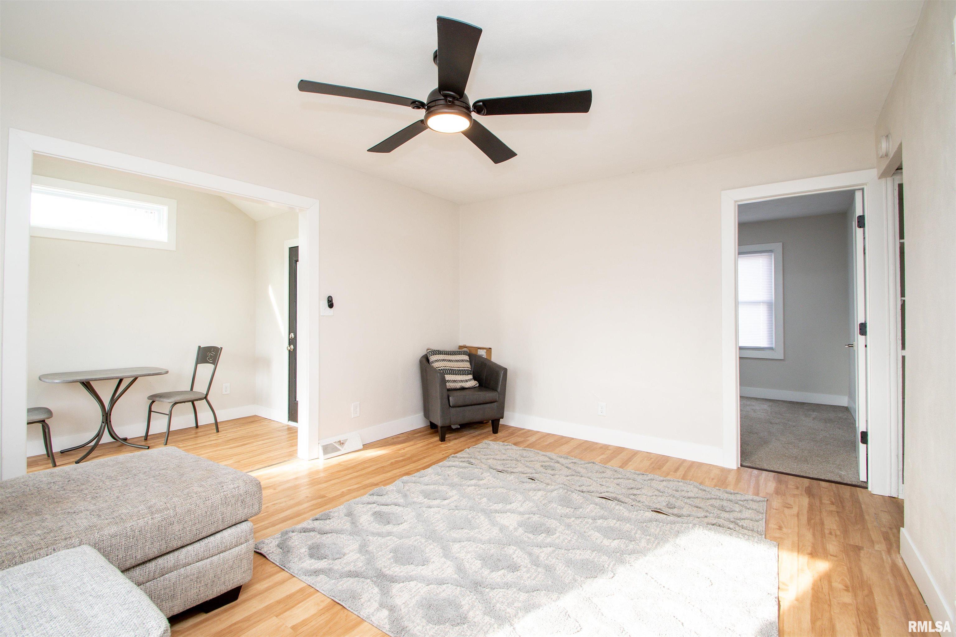 4607 N Edgebrook Drive, Peoria, Illinois image 9