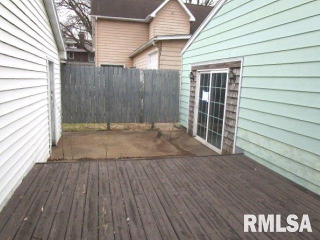 102 N Park Avenue, Manito, Illinois image 7