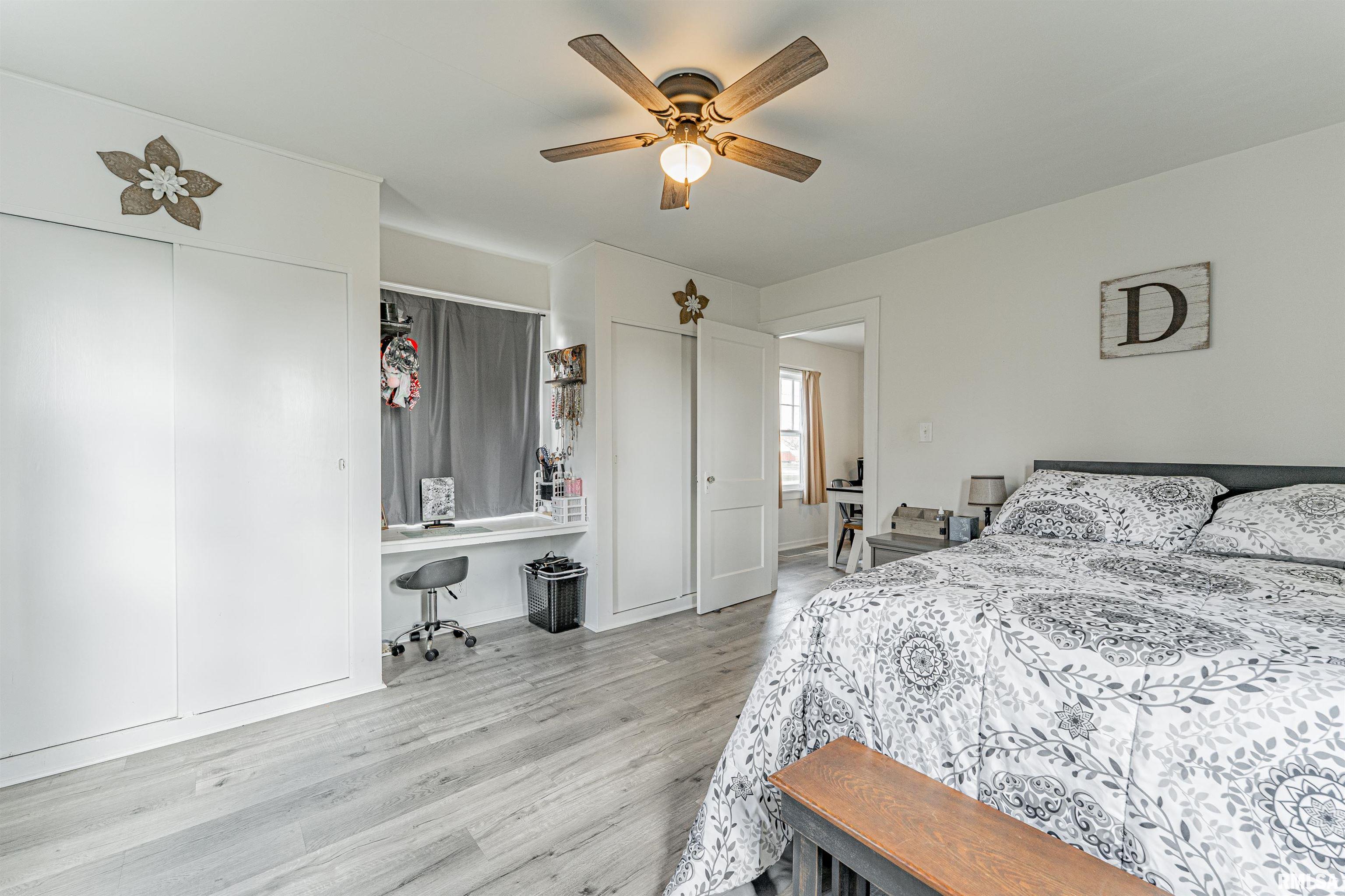 711 E Elm Street, Mason City, Illinois image 10