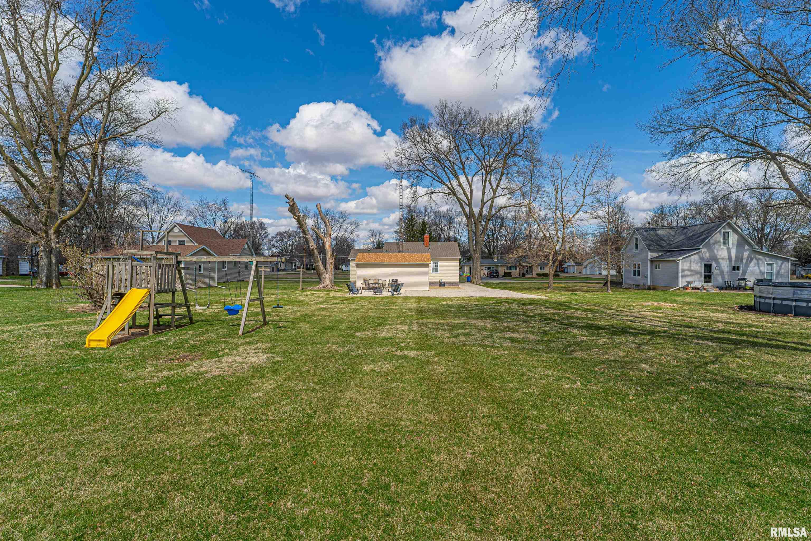 711 E Elm Street, Mason City, Illinois image 21