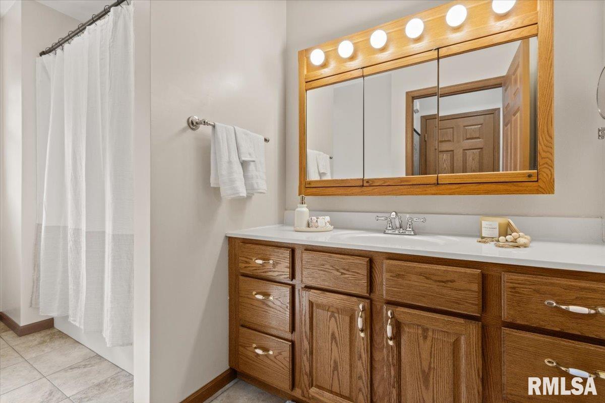 215 Zimmerman Road, Metamora, Illinois image 21
