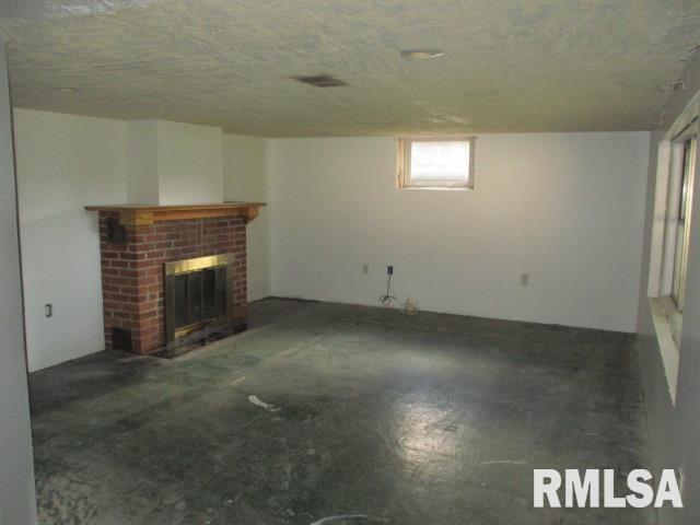 11209 W Farmington Road, Hanna City, Illinois image 9