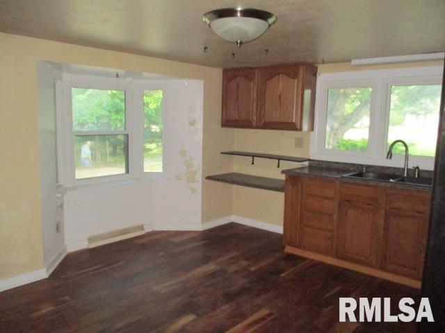 11209 W Farmington Road, Hanna City, Illinois image 6