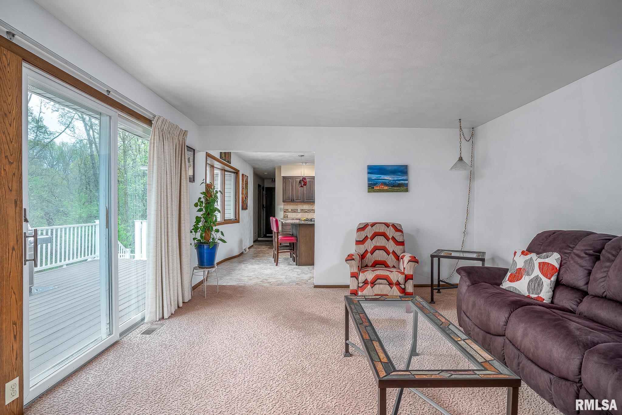9211 88th Street West, Taylor Ridge, Illinois image 10
