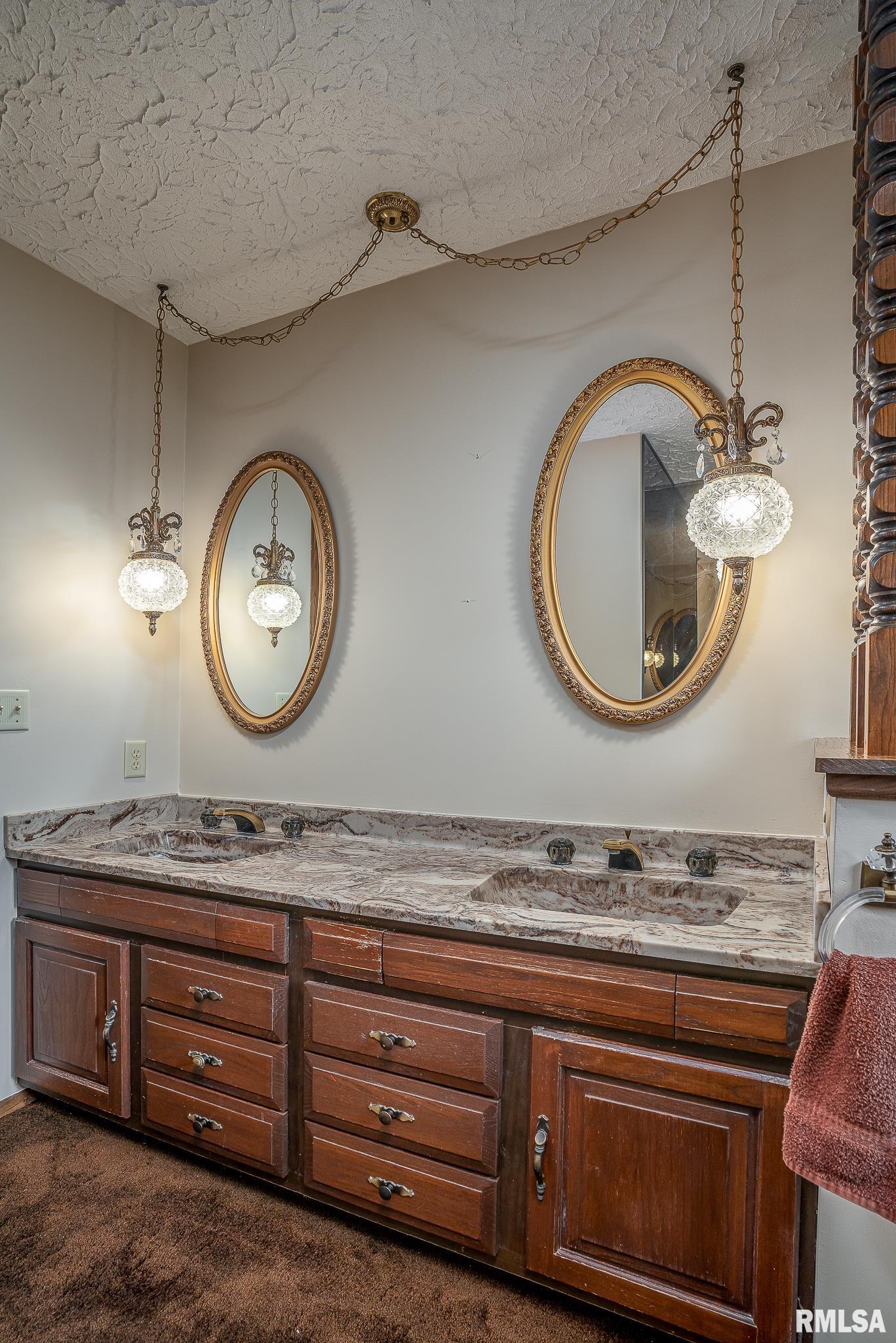 9211 88th Street West, Taylor Ridge, Illinois image 19