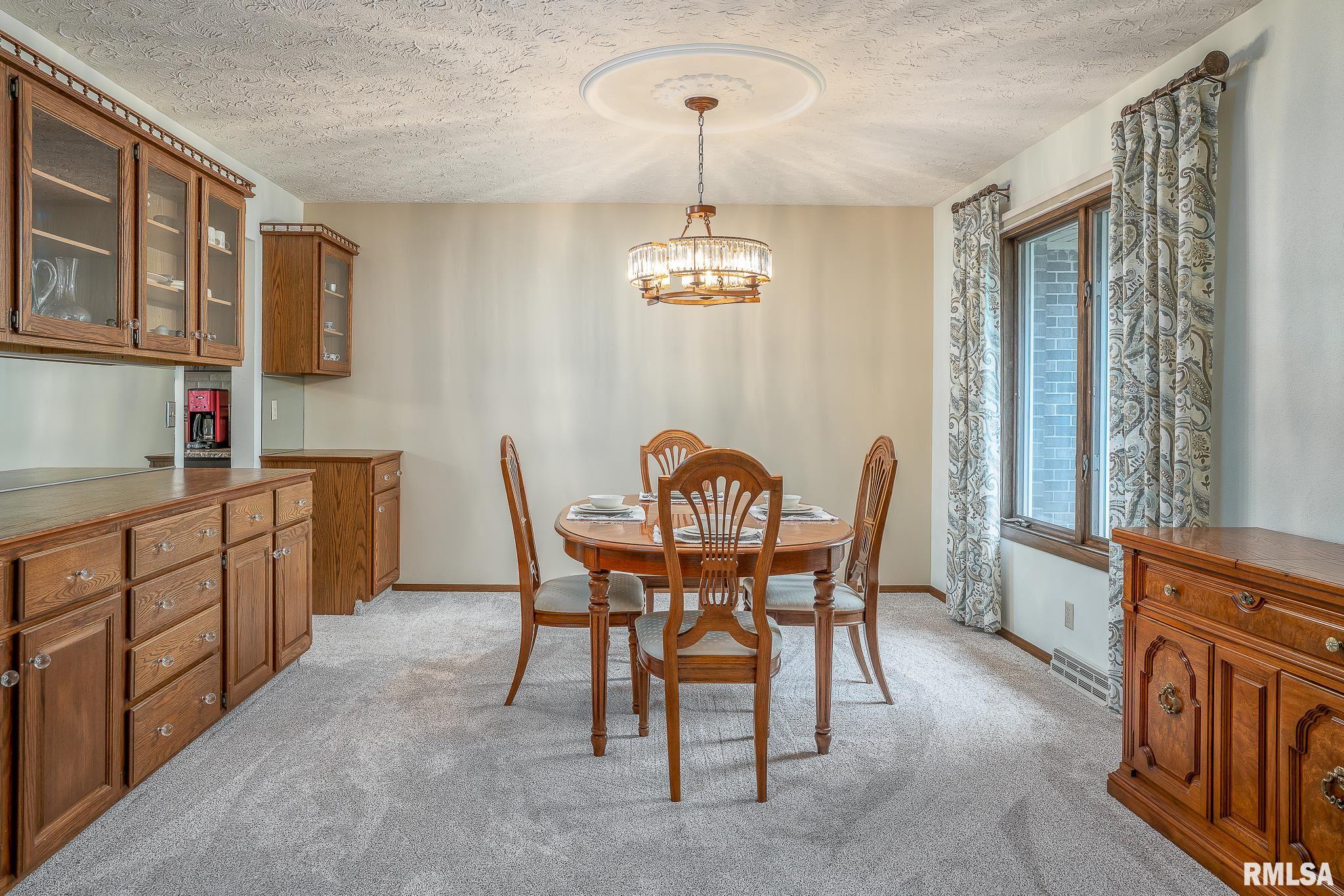 9211 88th Street West, Taylor Ridge, Illinois image 6