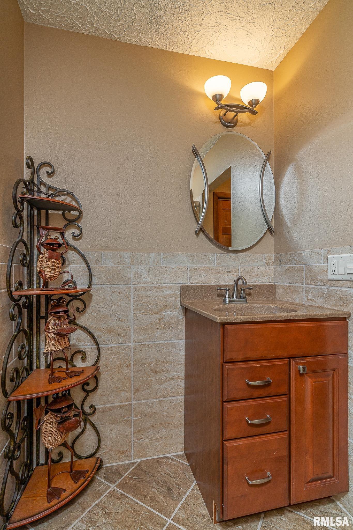 9211 88th Street West, Taylor Ridge, Illinois image 15